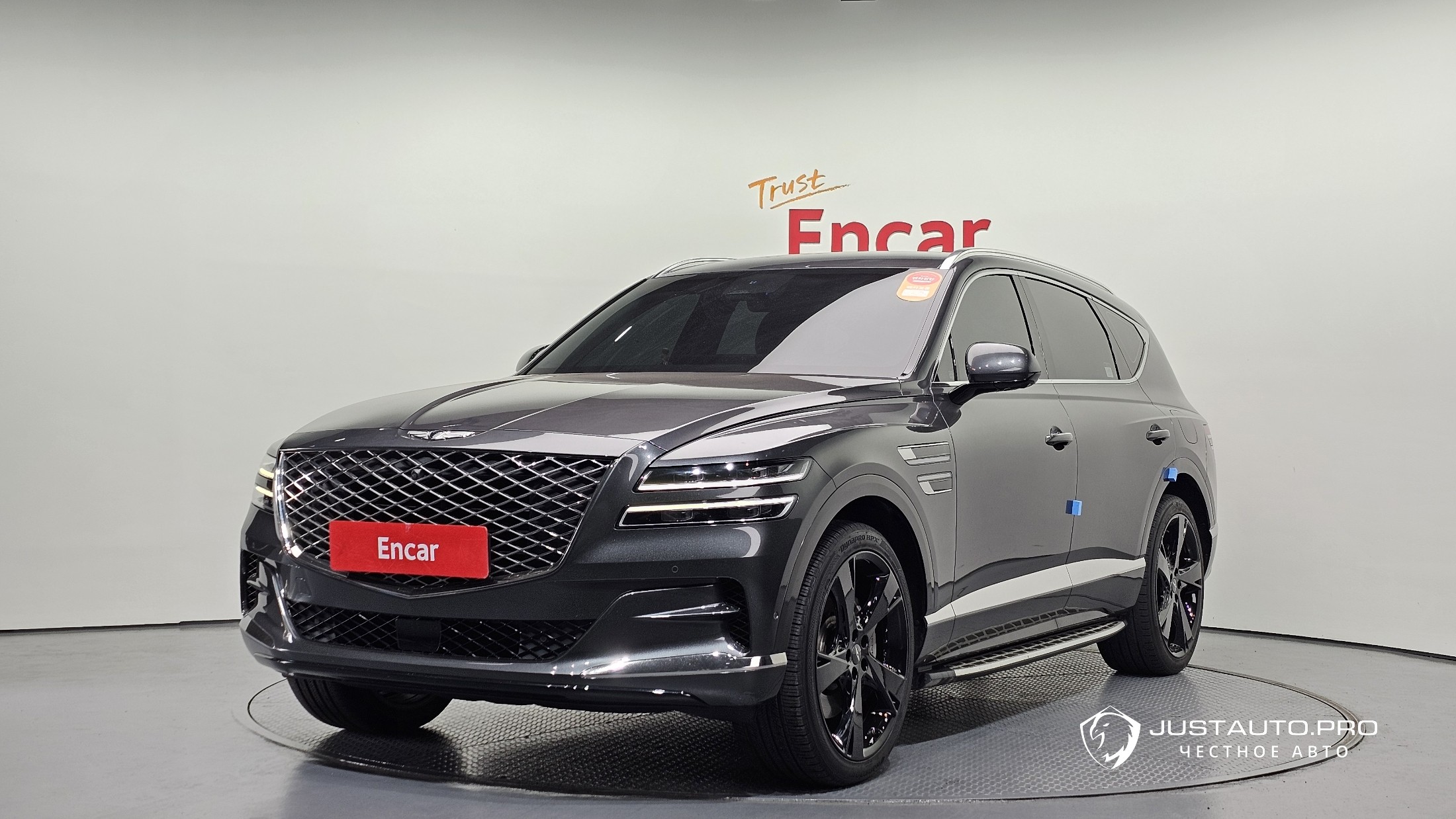 Автомобиль Genesis GV80