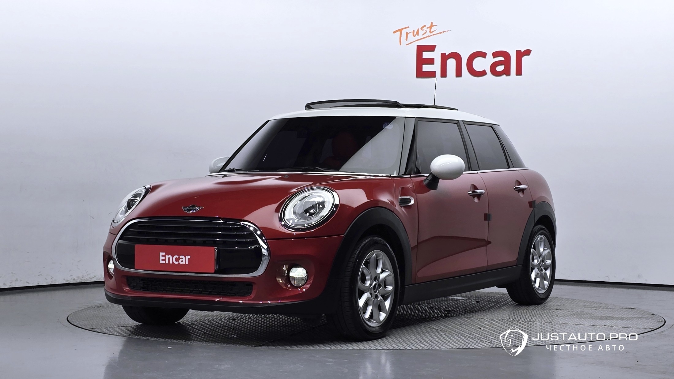 Автомобиль Mini Cooper