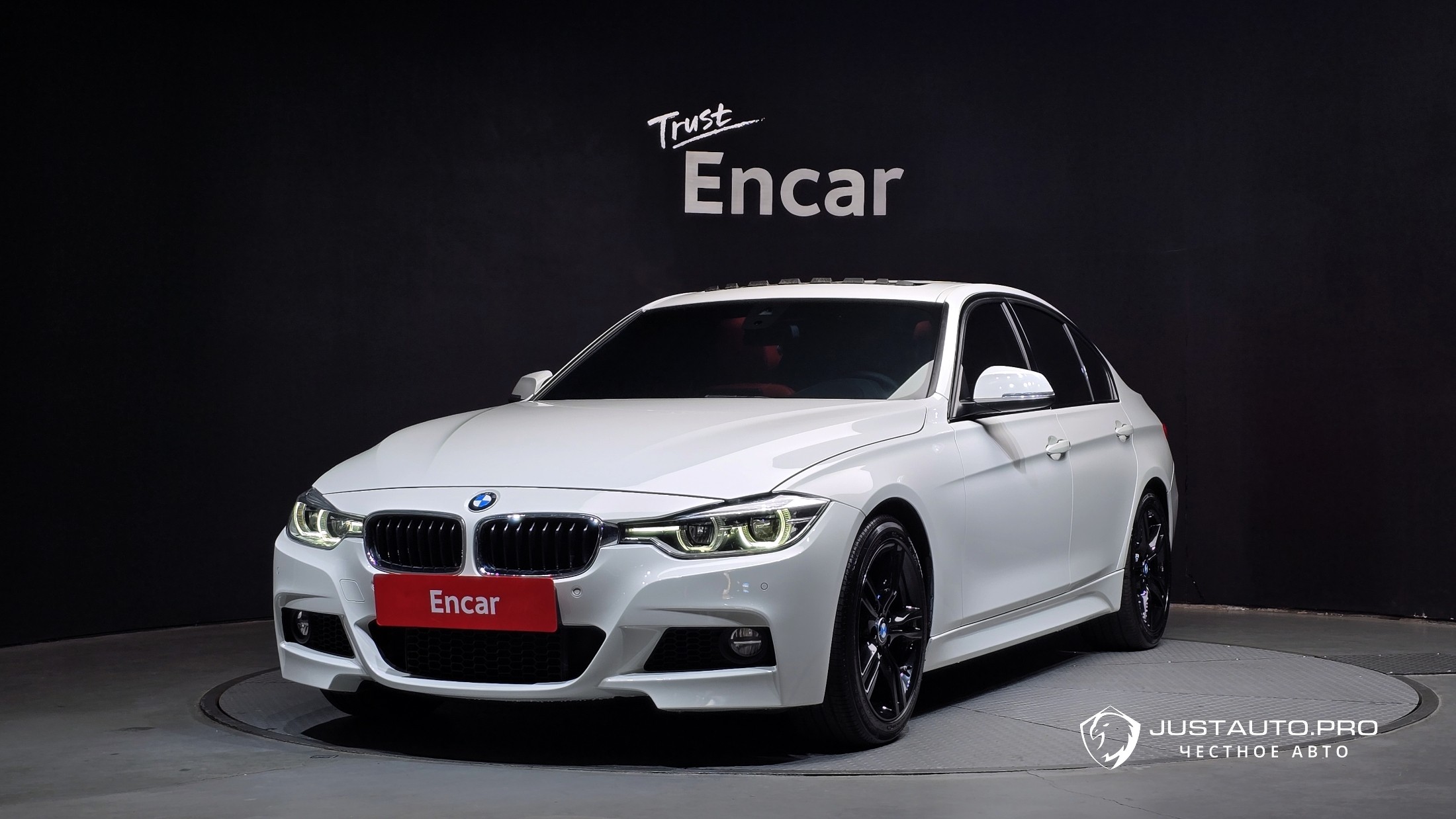 Автомобиль BMW 3-Series