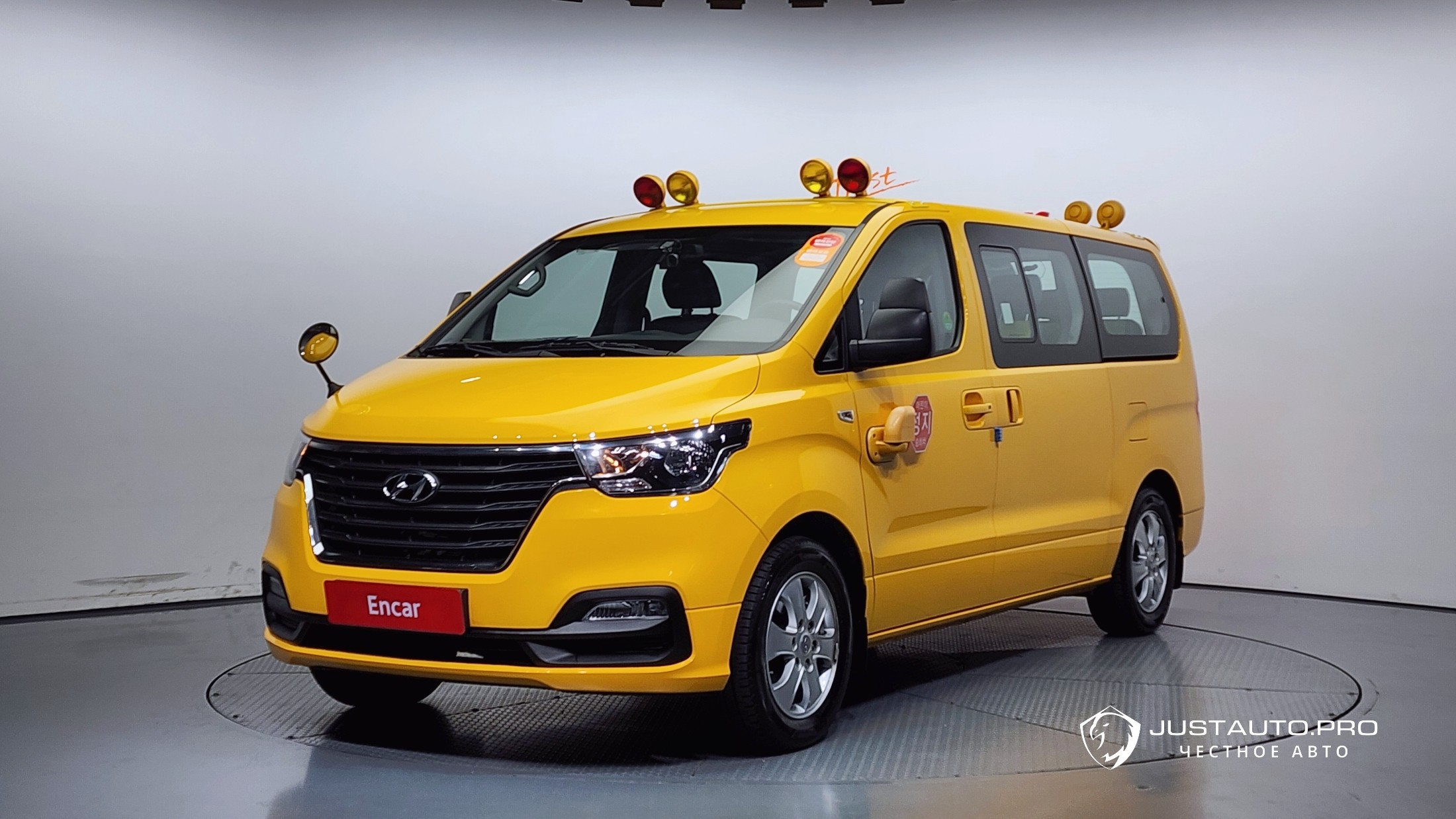 Автомобиль Hyundai Starex