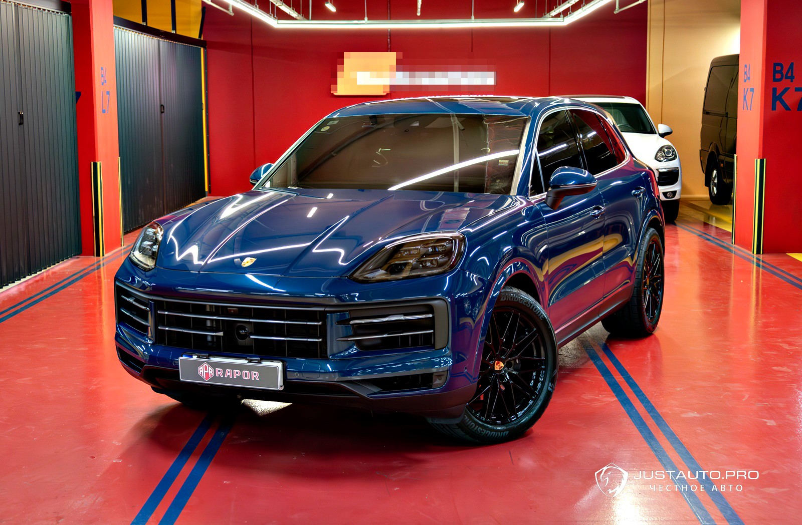 Автомобиль Porsche Cayenne