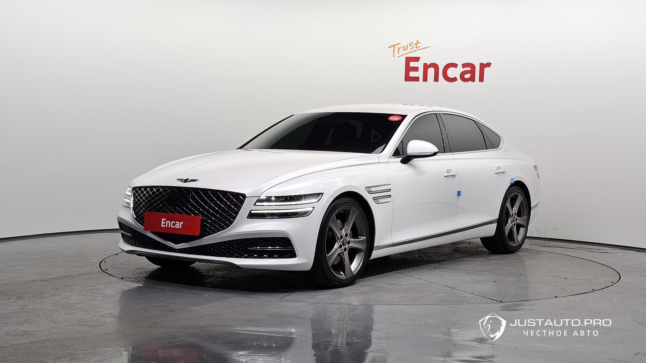 Автомобиль Genesis G80
