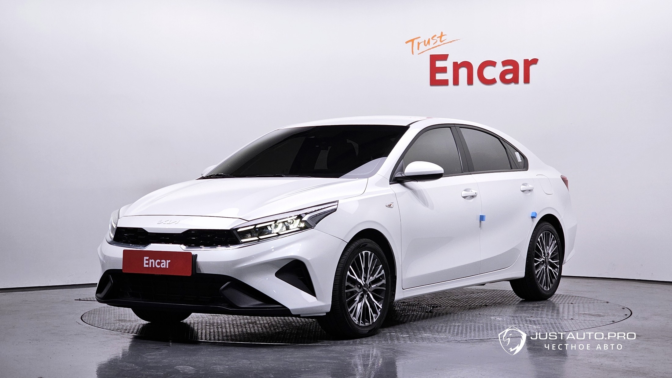 Автомобиль Kia K3