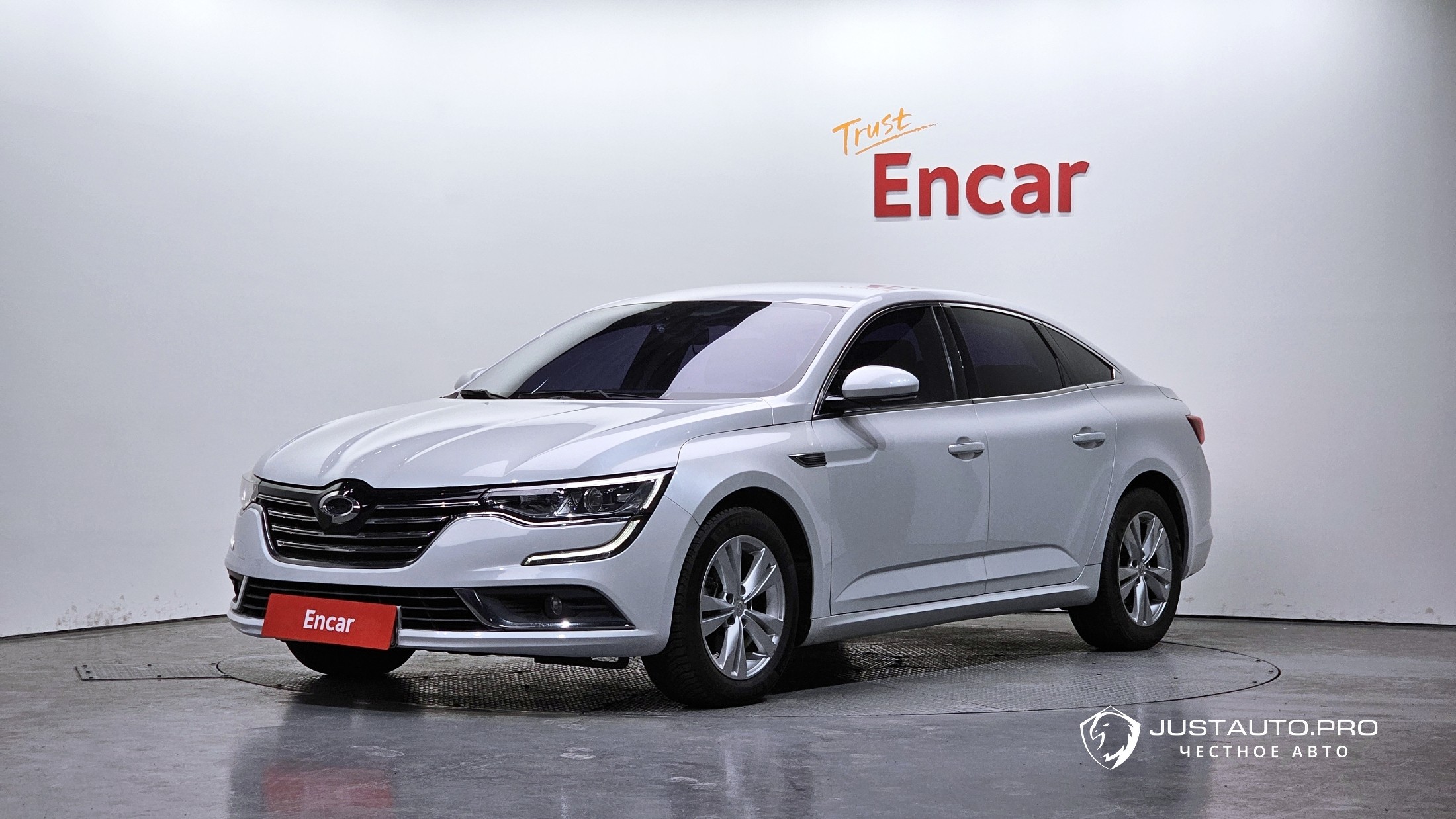 Автомобиль Renault-KoreaSamsung SM6