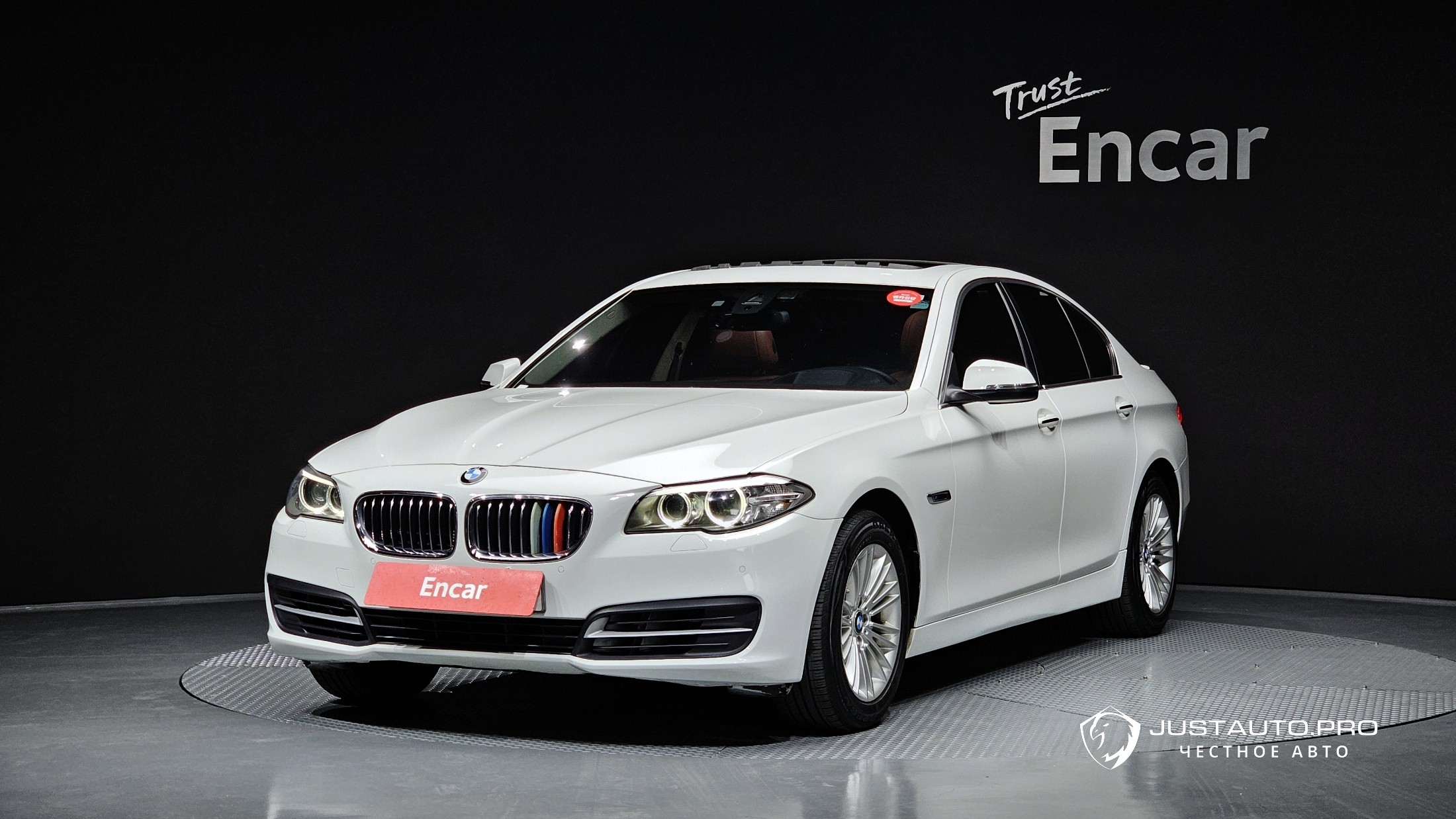Автомобиль BMW 5-Series