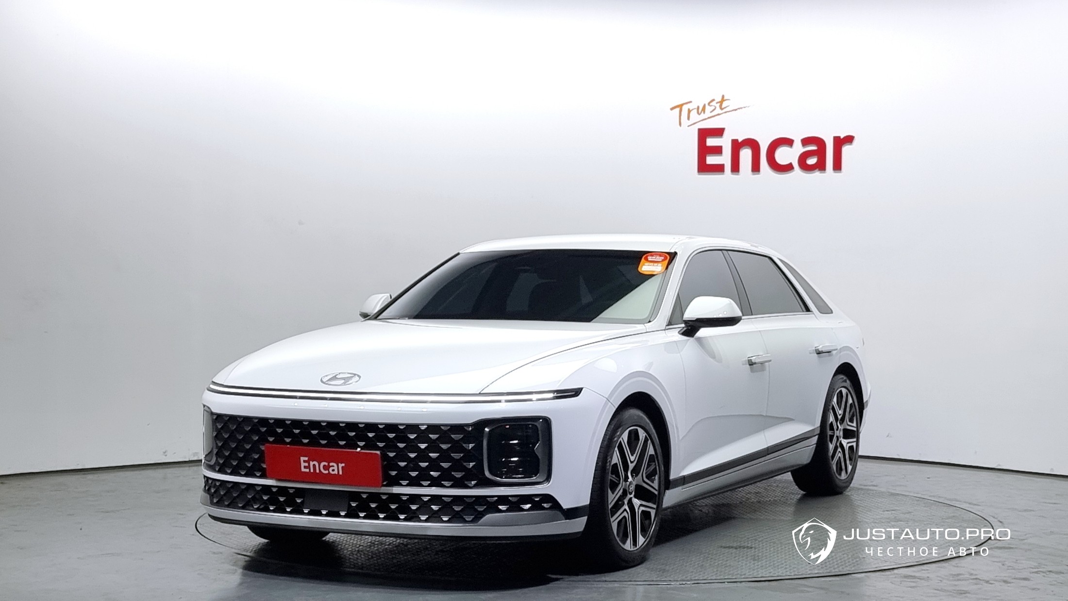 Автомобиль Hyundai Grandeur