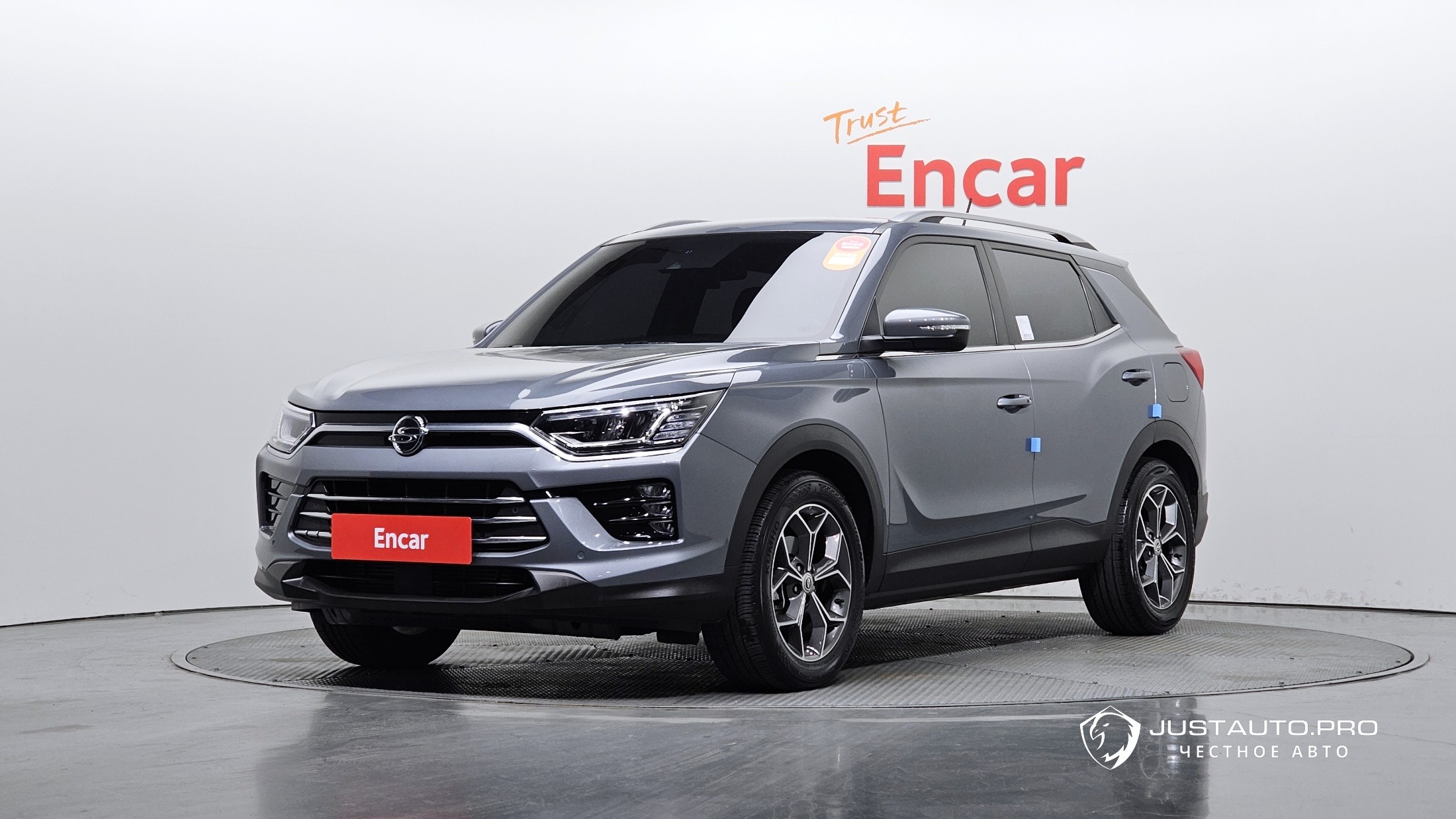 Автомобиль KG_Mobility_Ssangyong KORANDO