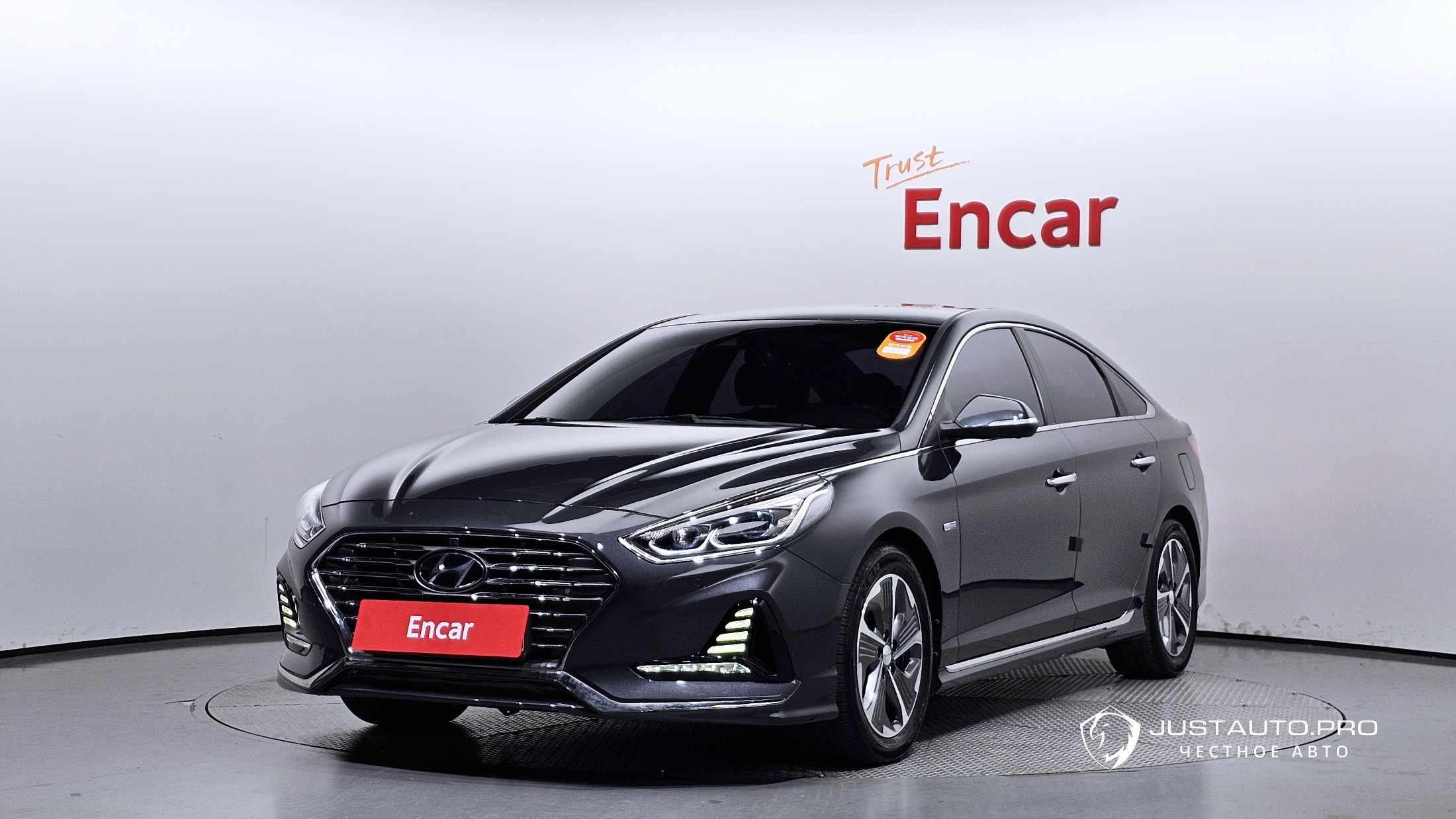 Автомобиль Hyundai Sonata
