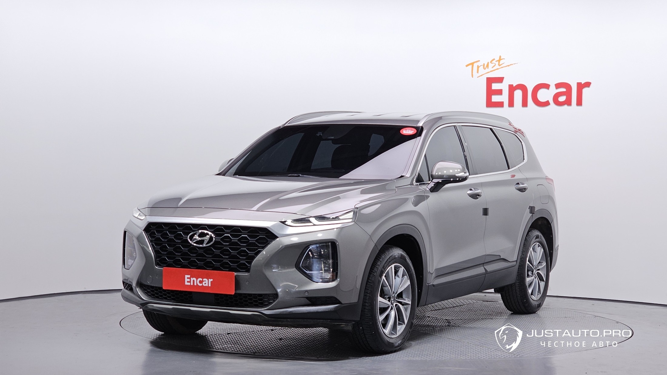 Автомобиль Hyundai Santafe