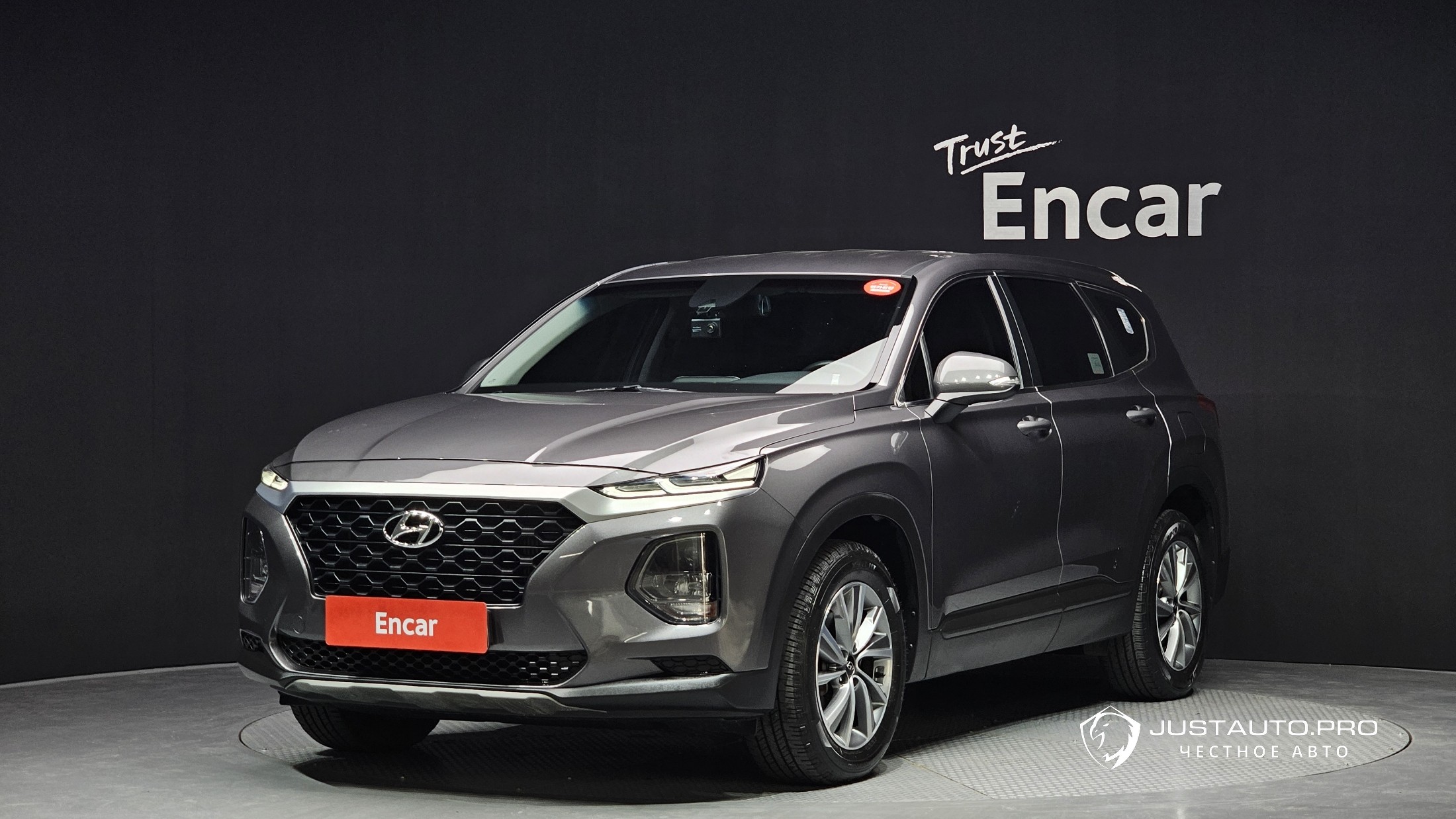 Автомобиль Hyundai Santafe