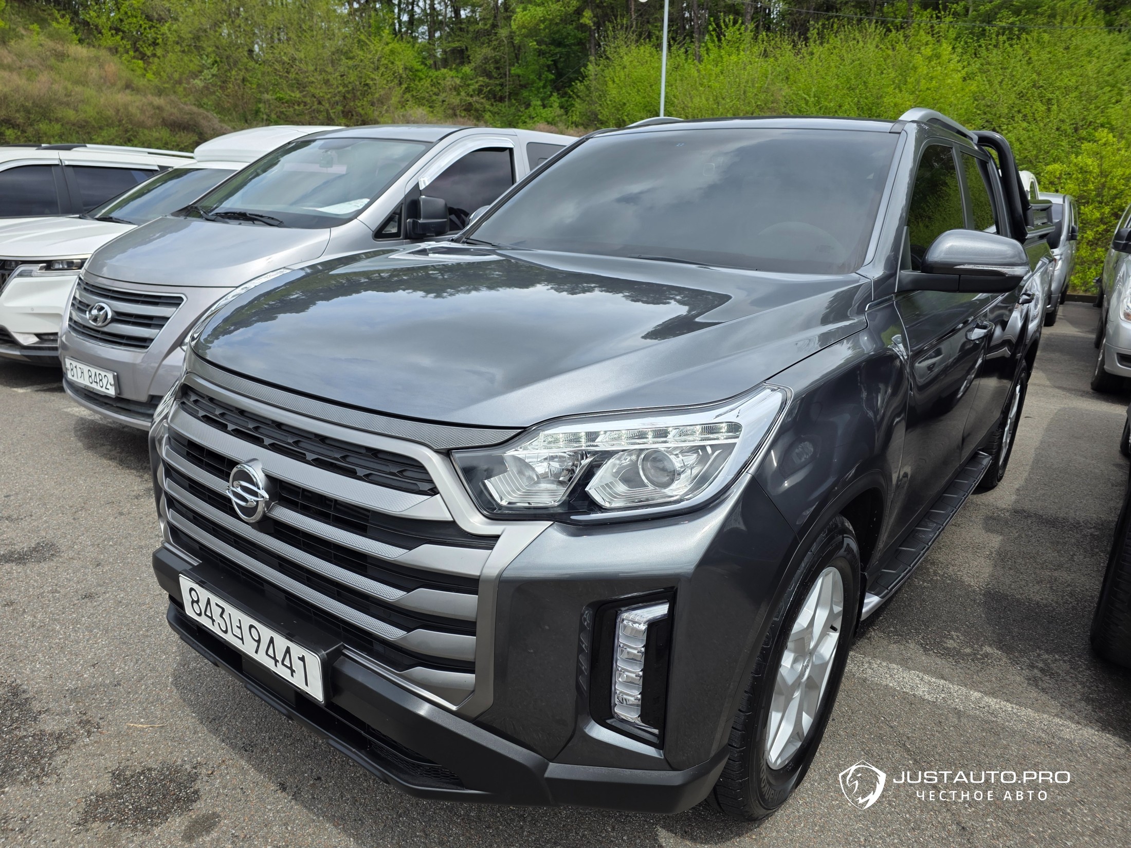 Автомобиль KG_Mobility_Ssangyong Rexton