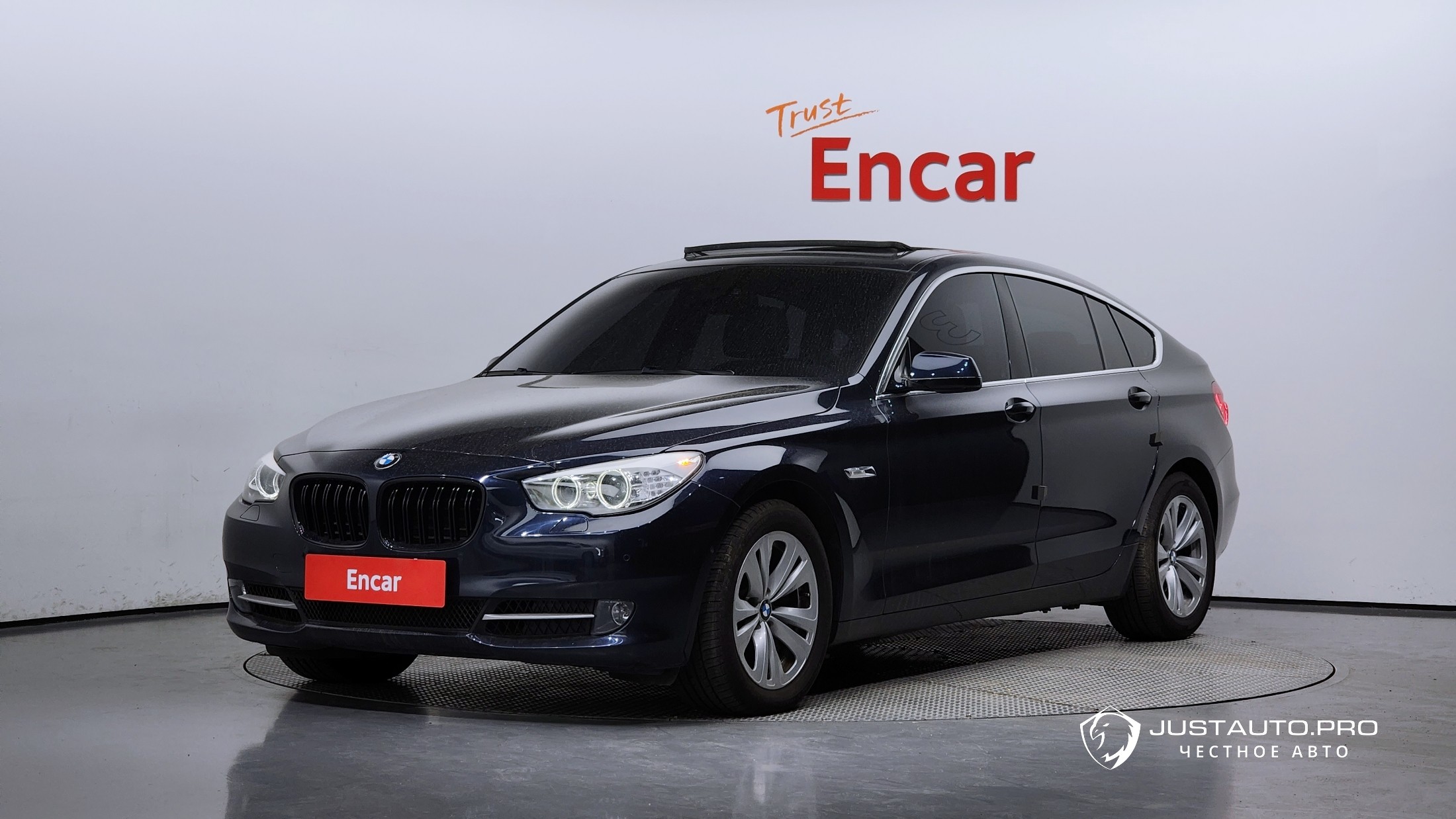 Автомобиль BMW Gran Turismo