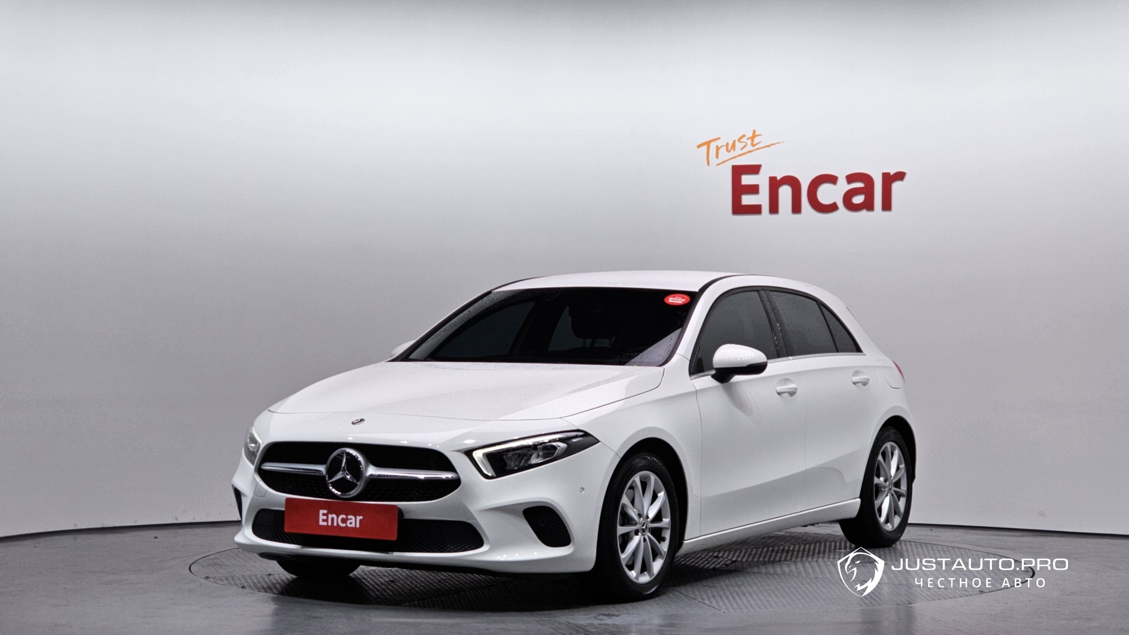 Автомобиль Mercedes-Benz A-Class