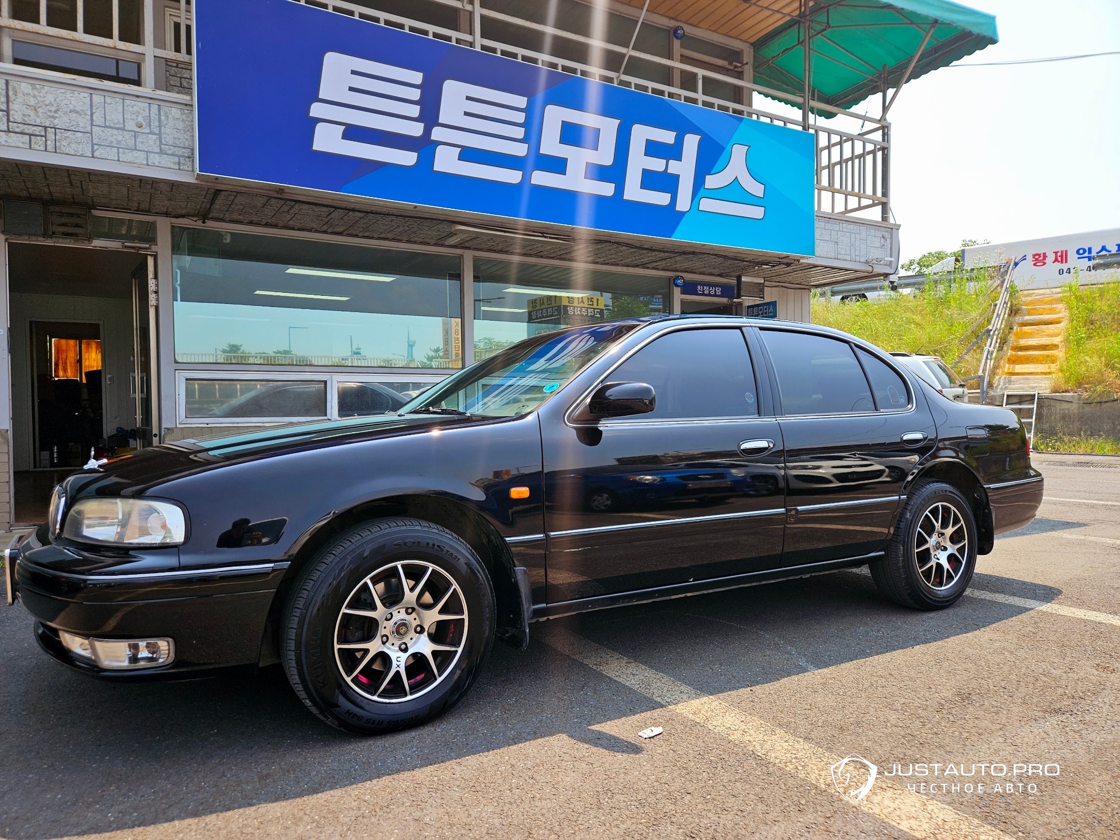 Автомобиль Renault-KoreaSamsung SM5 