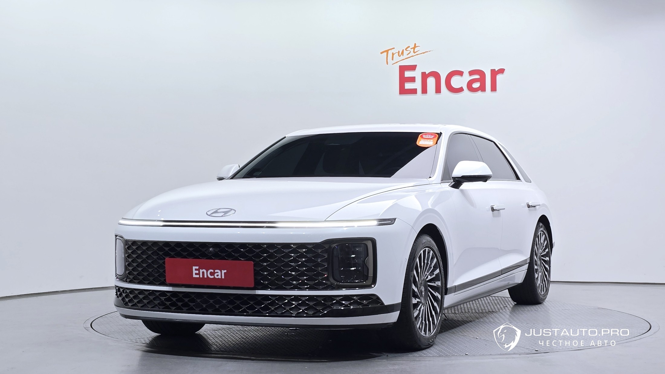 Автомобиль Hyundai Grandeur