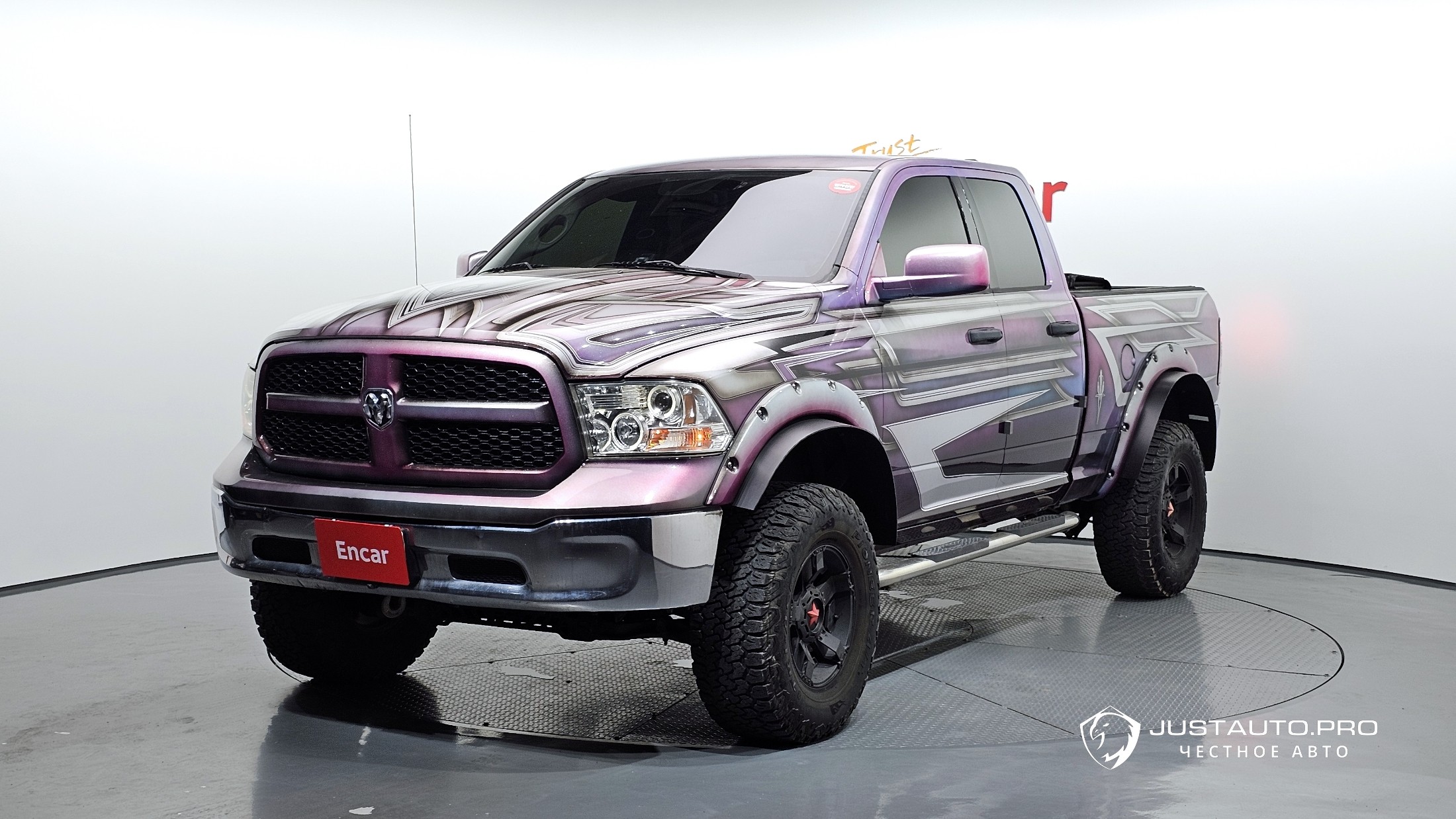 Автомобиль Dodge Ram Pick Up