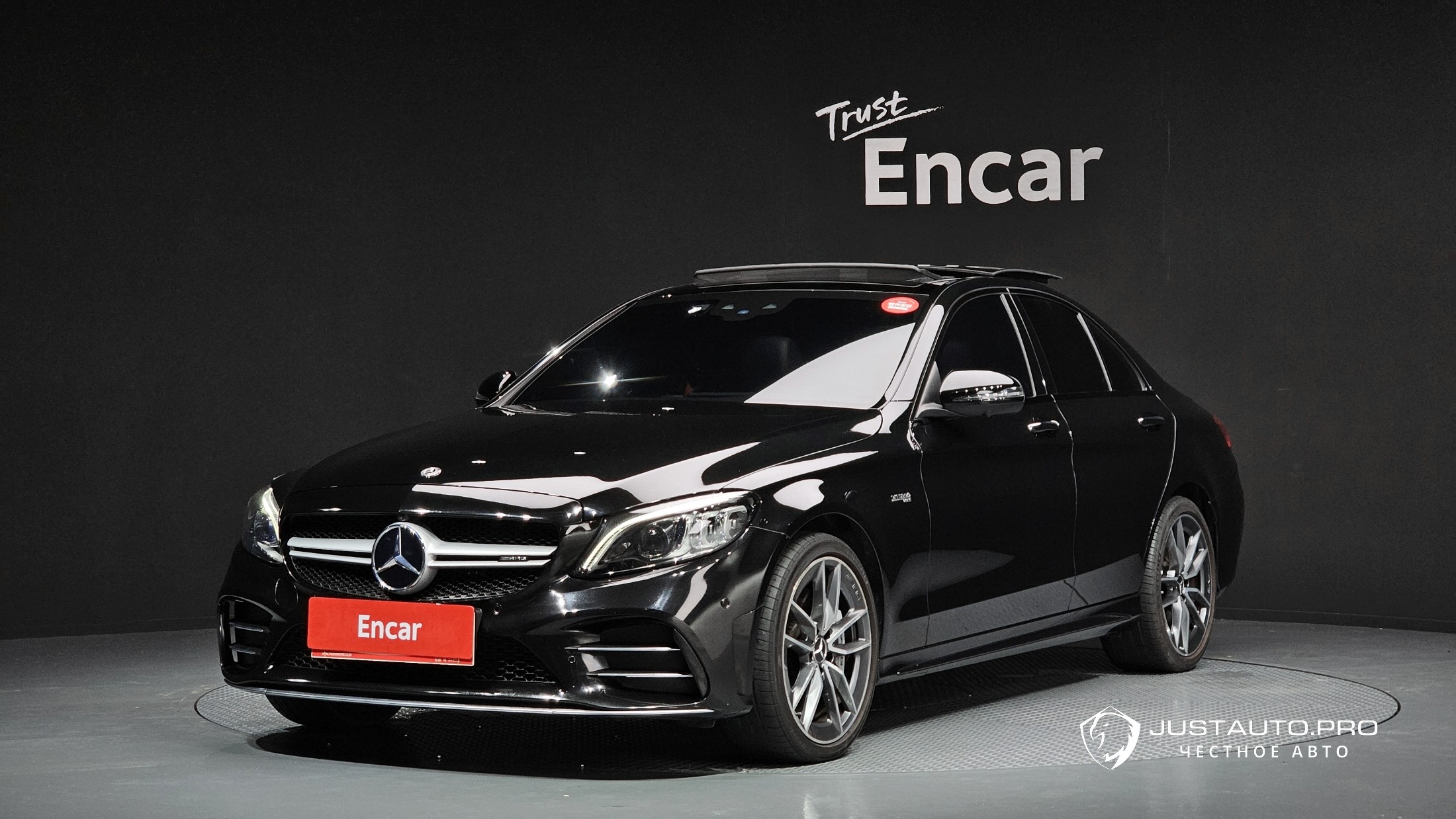 Автомобиль Mercedes-Benz C-Class