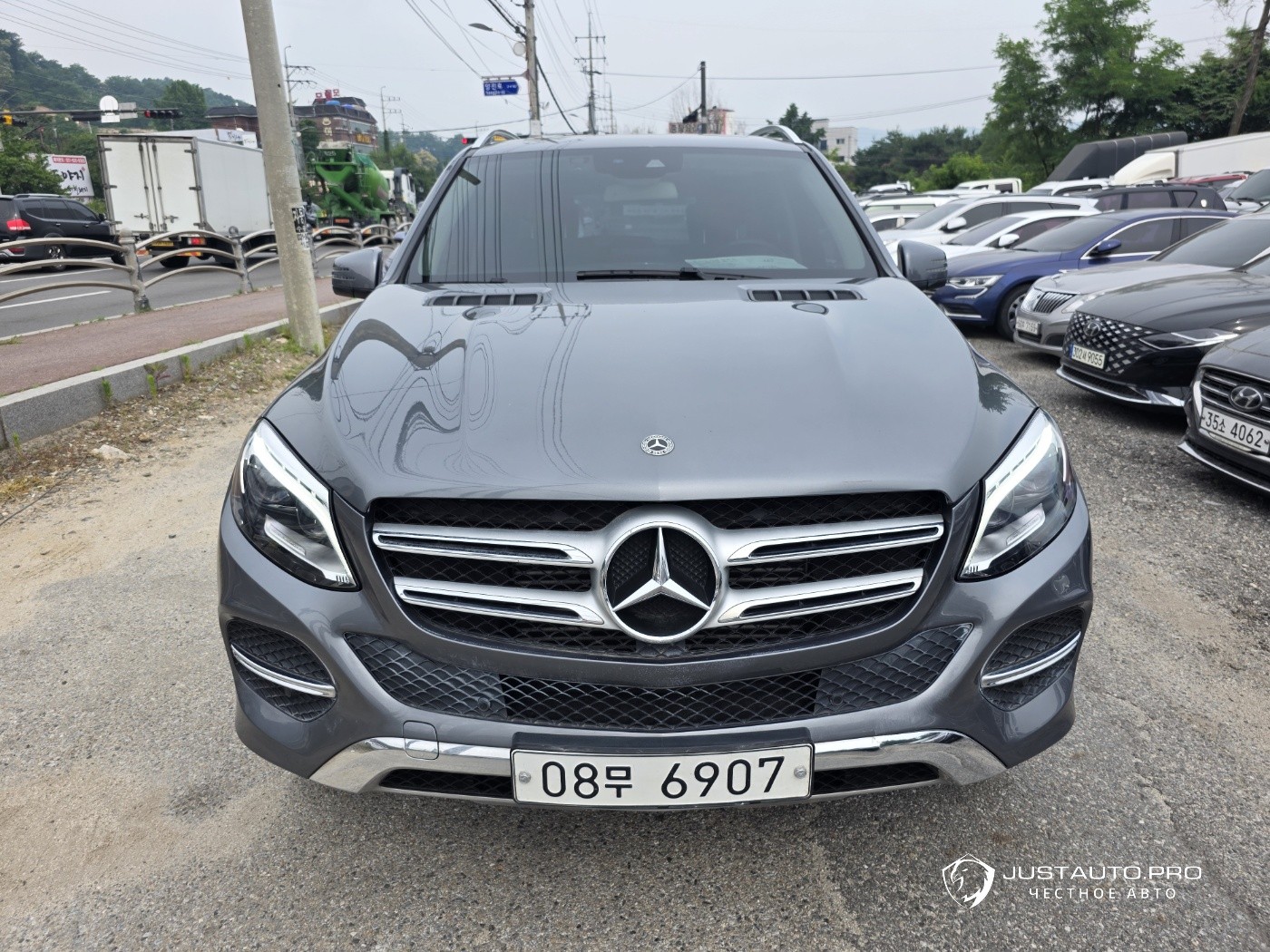 Автомобиль Mercedes-Benz GLE-Class
