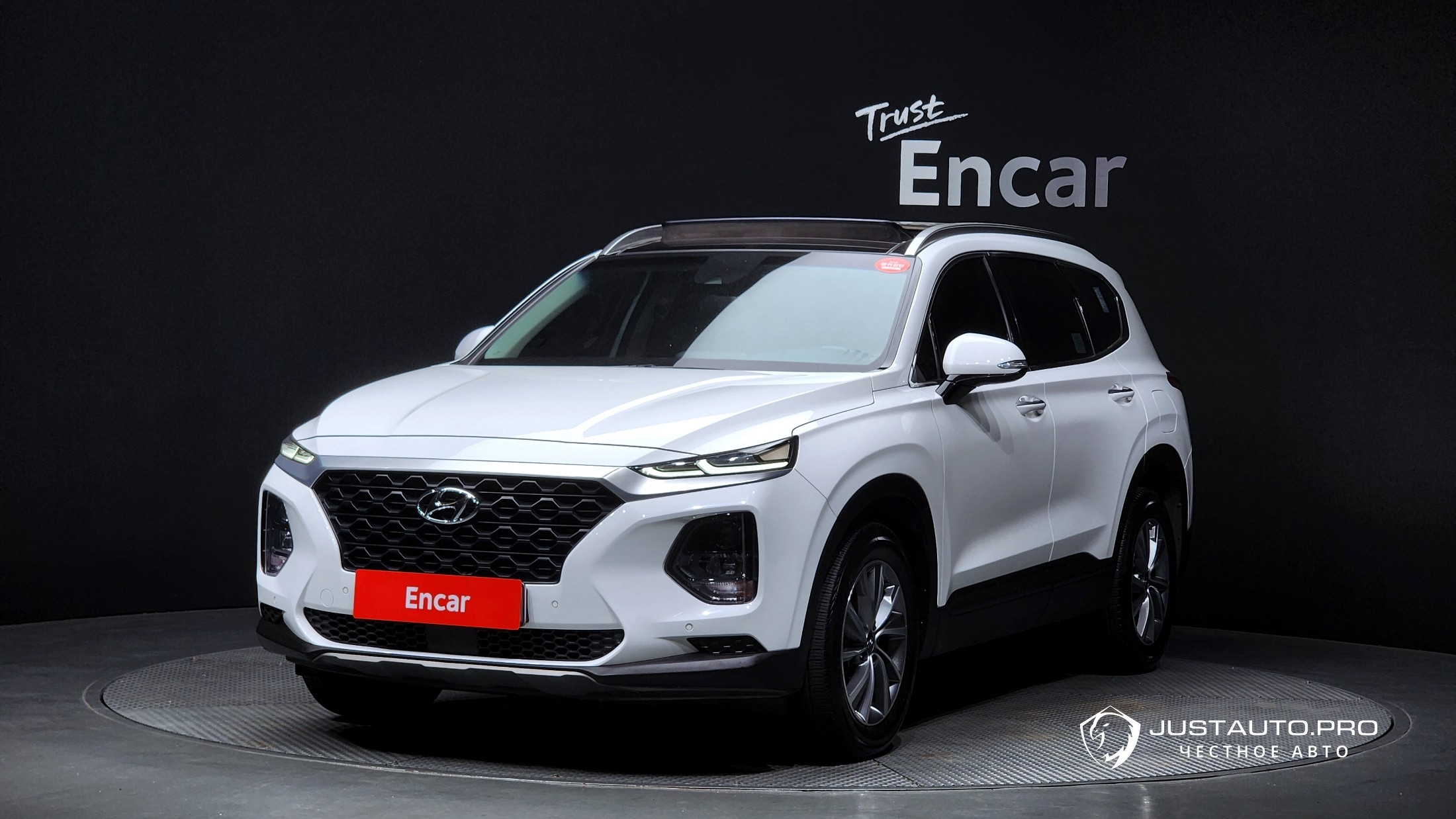 Автомобиль Hyundai Santafe