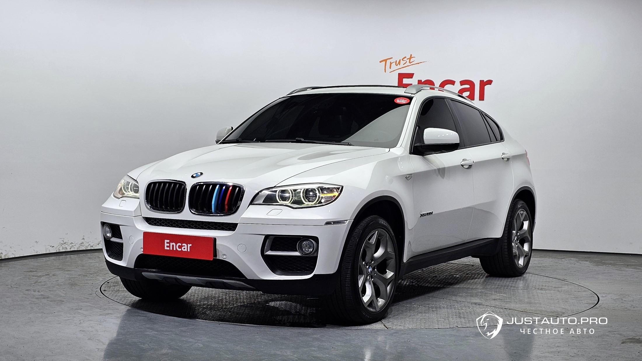 Автомобиль BMW X6