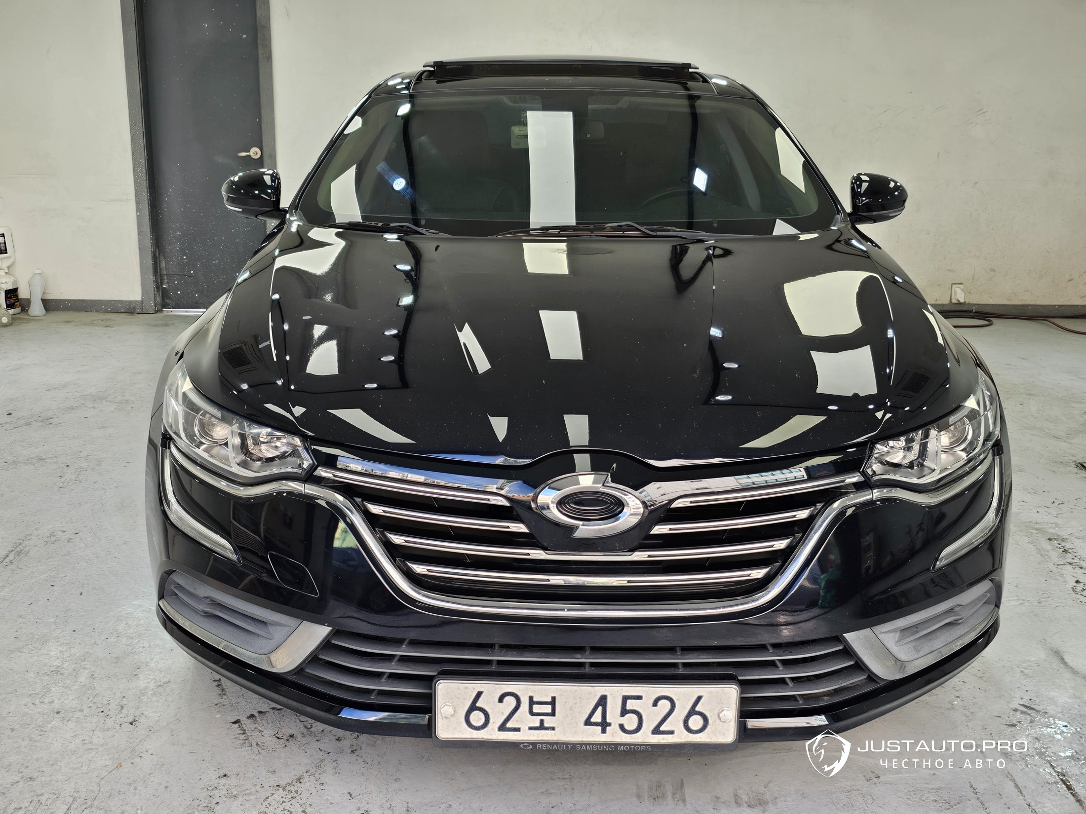 Автомобиль Renault-KoreaSamsung SM6