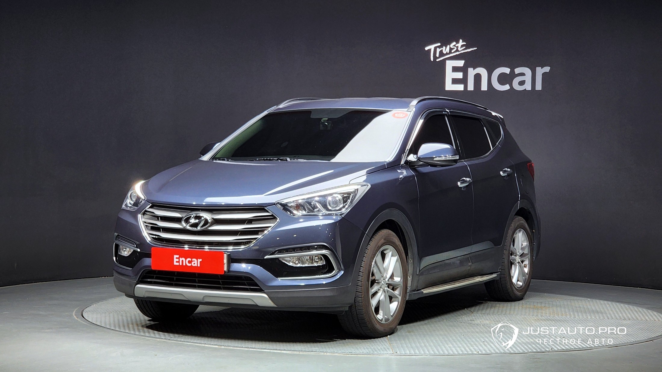 Автомобиль Hyundai Santafe