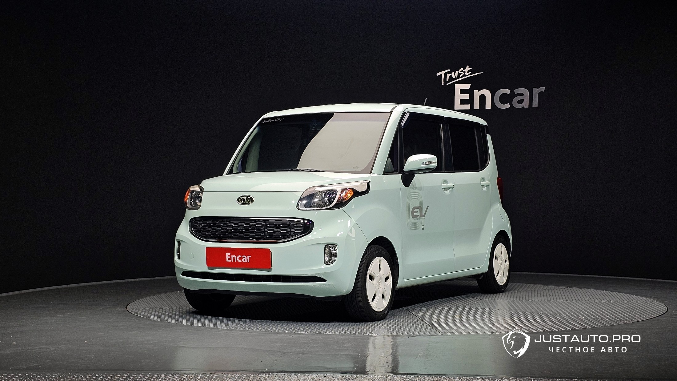 Автомобиль Kia RAY