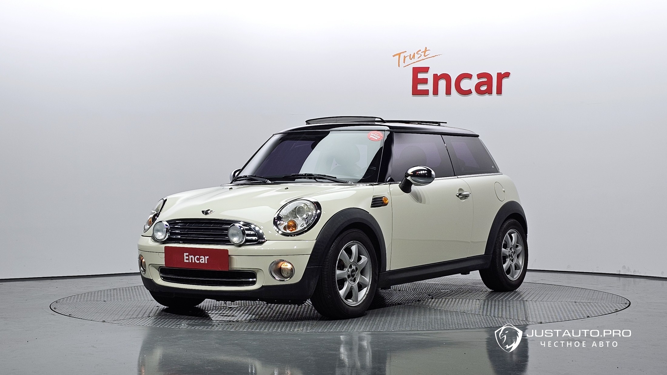 Автомобиль Mini Cooper