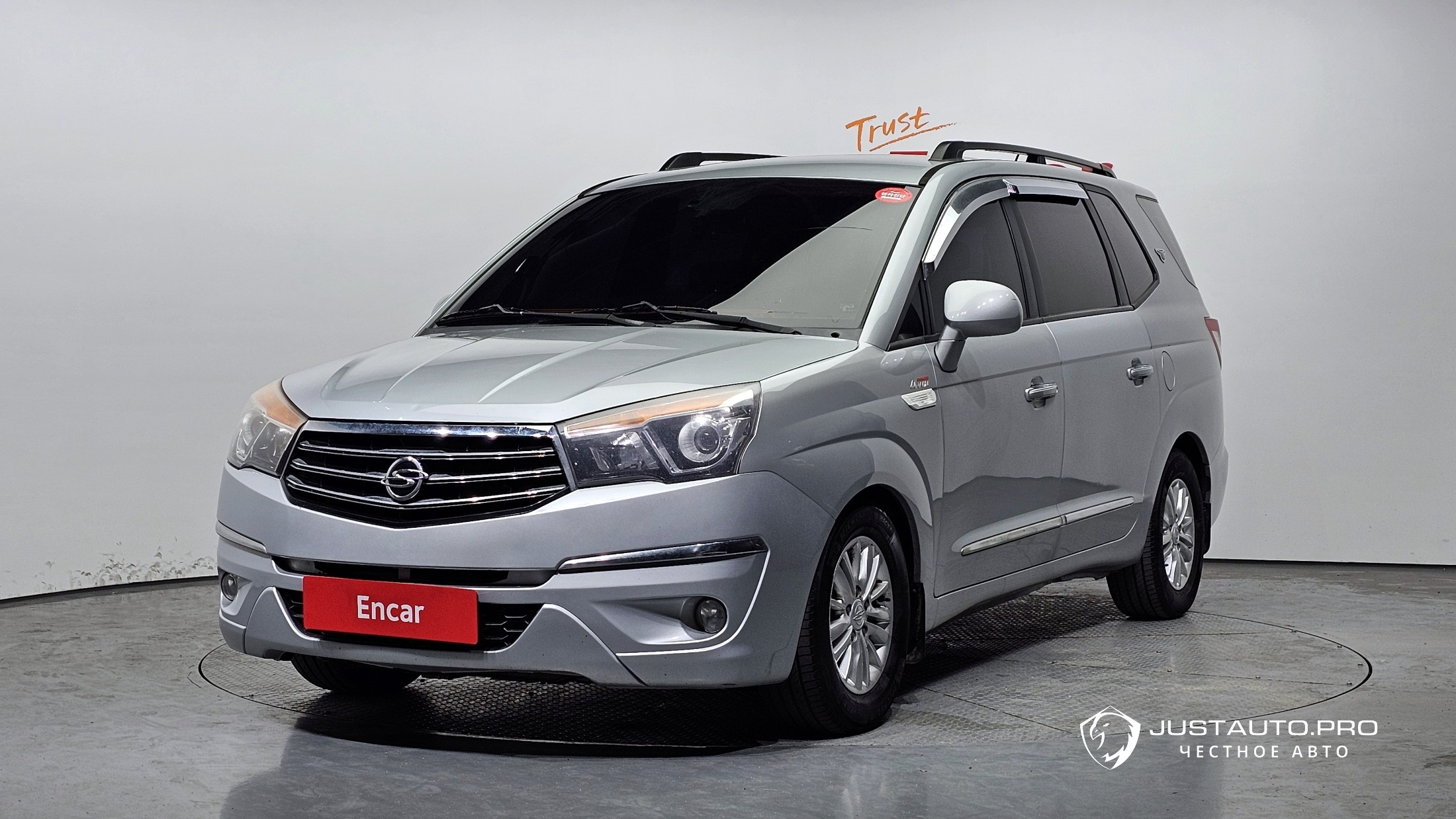 Автомобиль KG_Mobility_Ssangyong KORANDO