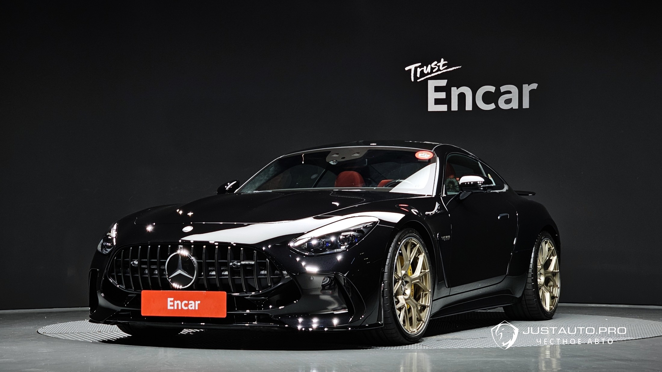 Автомобиль Mercedes-Benz AMG GT