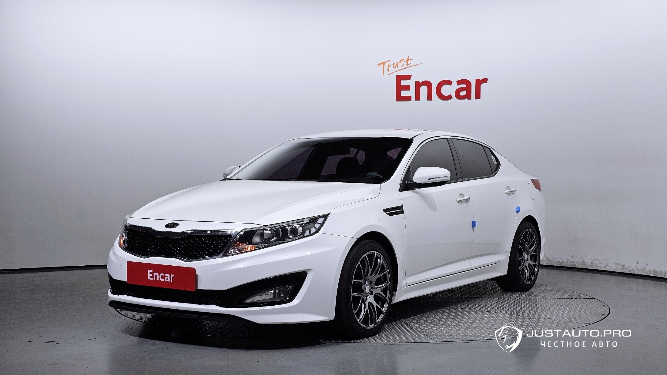 Автомобиль Kia K5