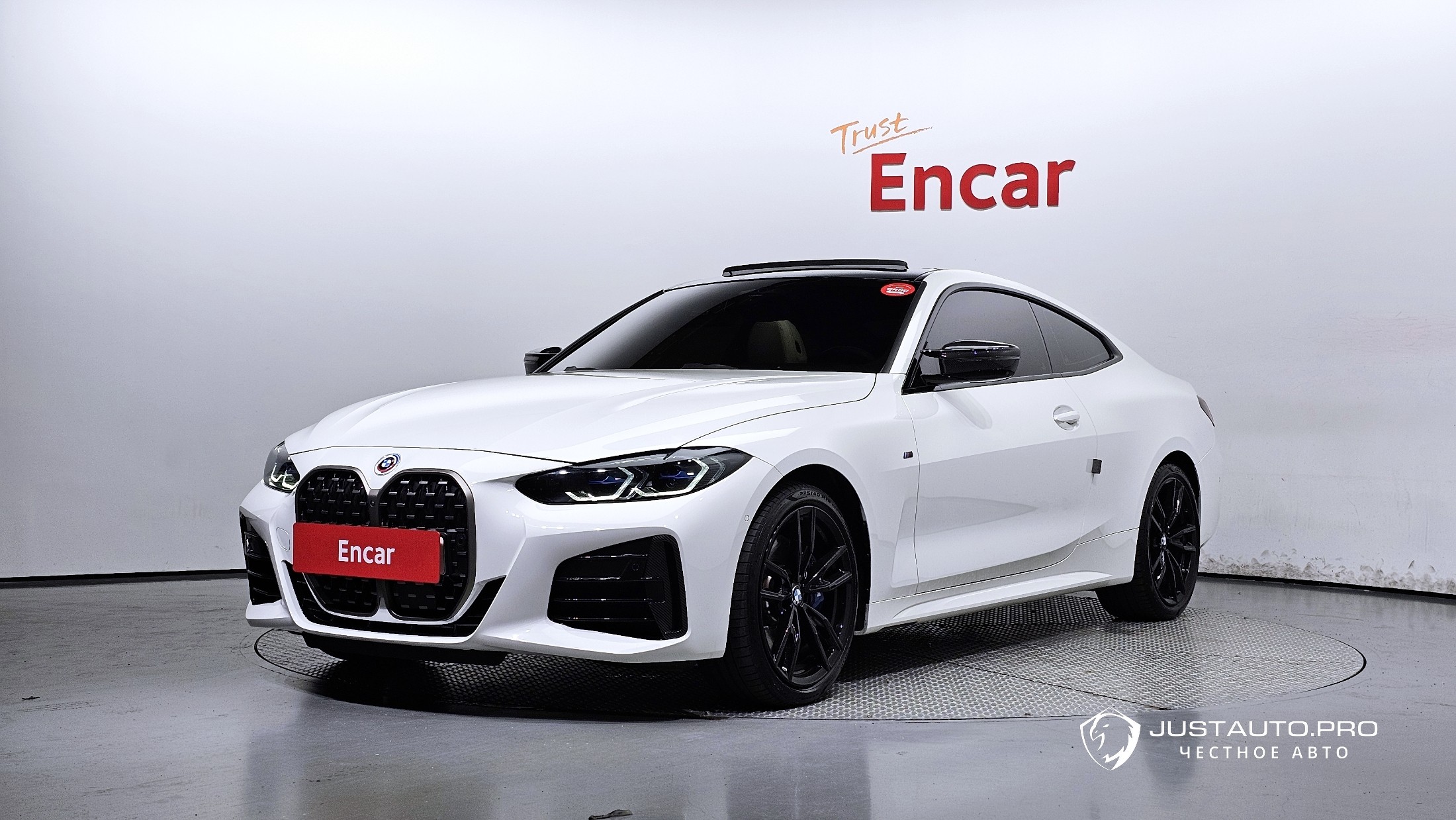 Автомобиль BMW 4-Series