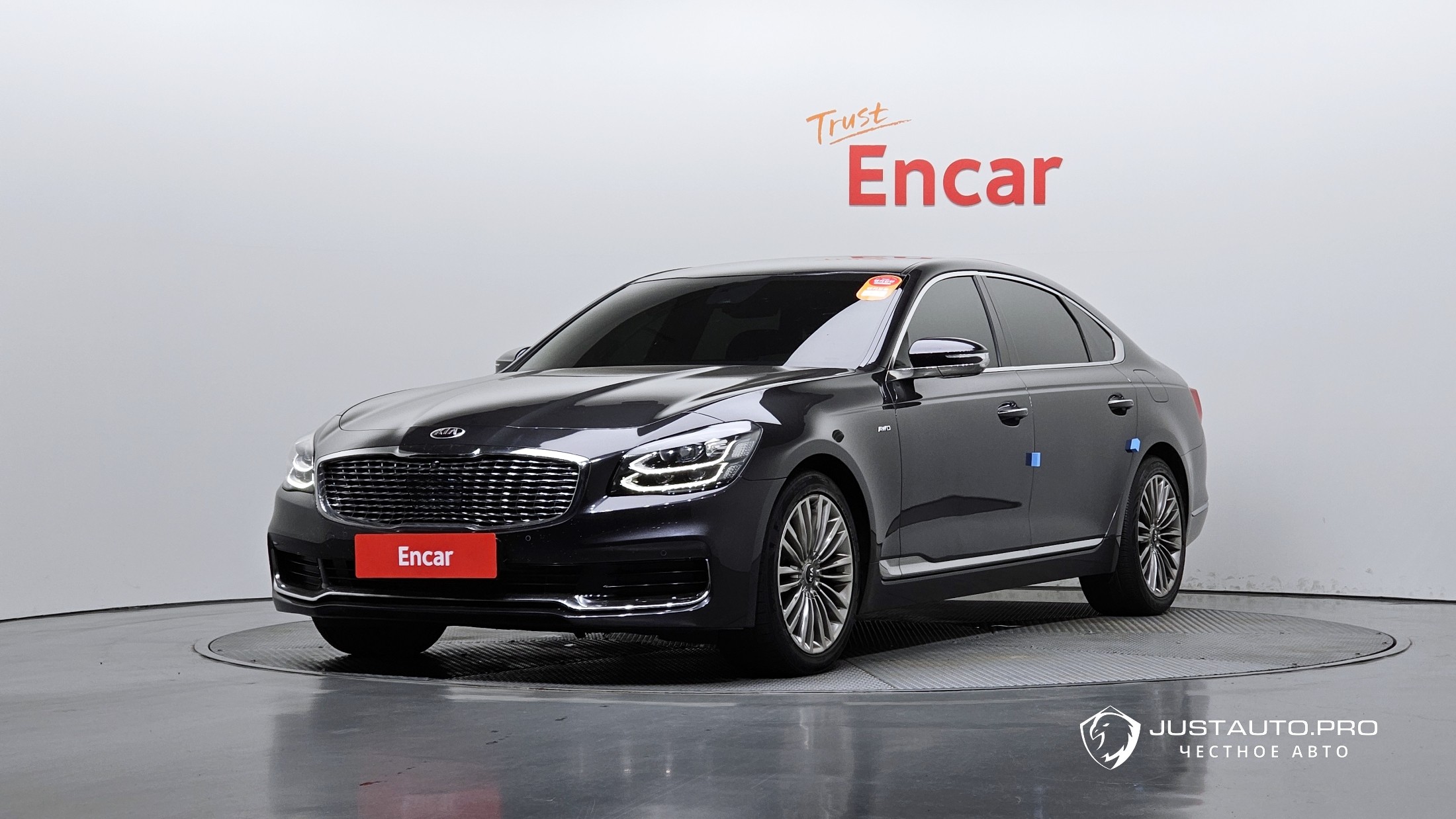 Автомобиль Kia K9