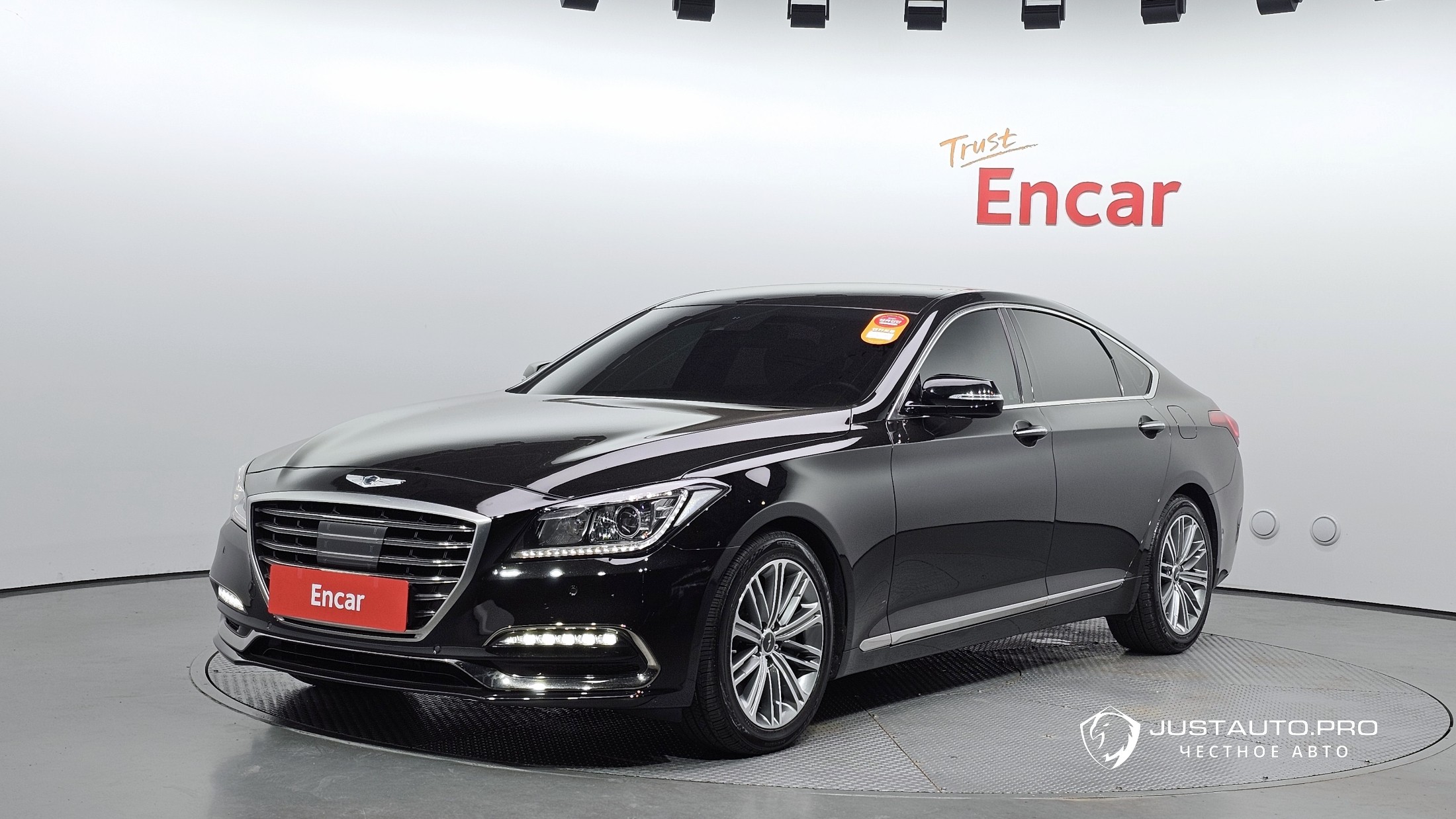 Автомобиль Genesis G80