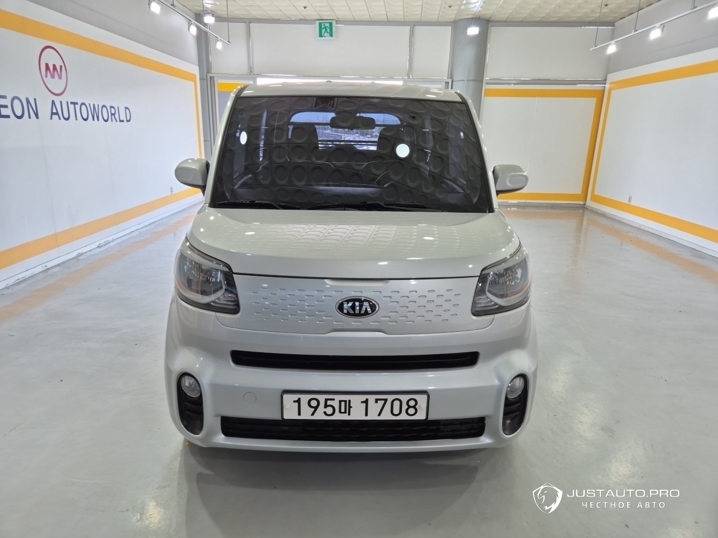 Автомобиль Kia RAY