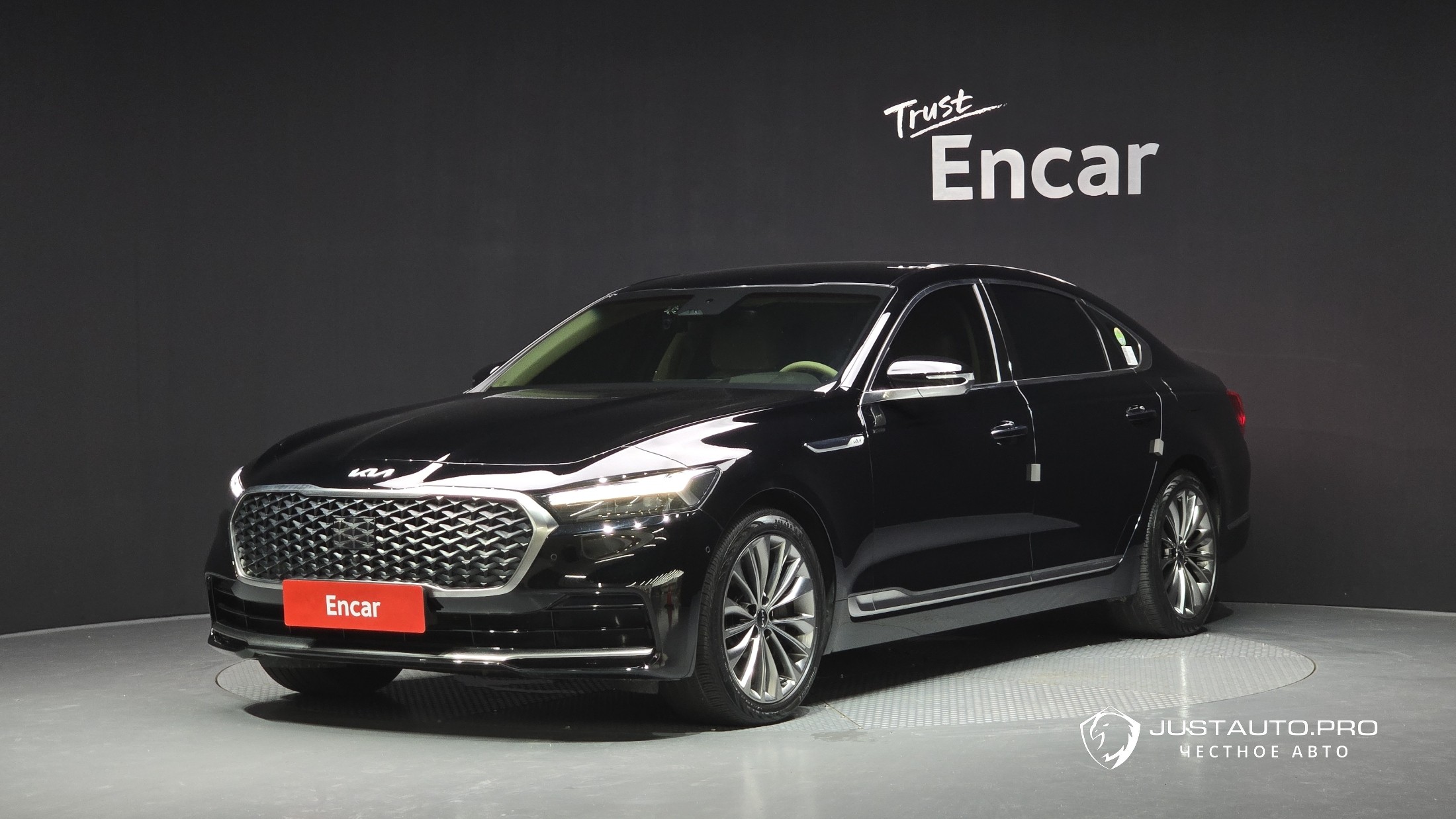 Автомобиль Kia K9