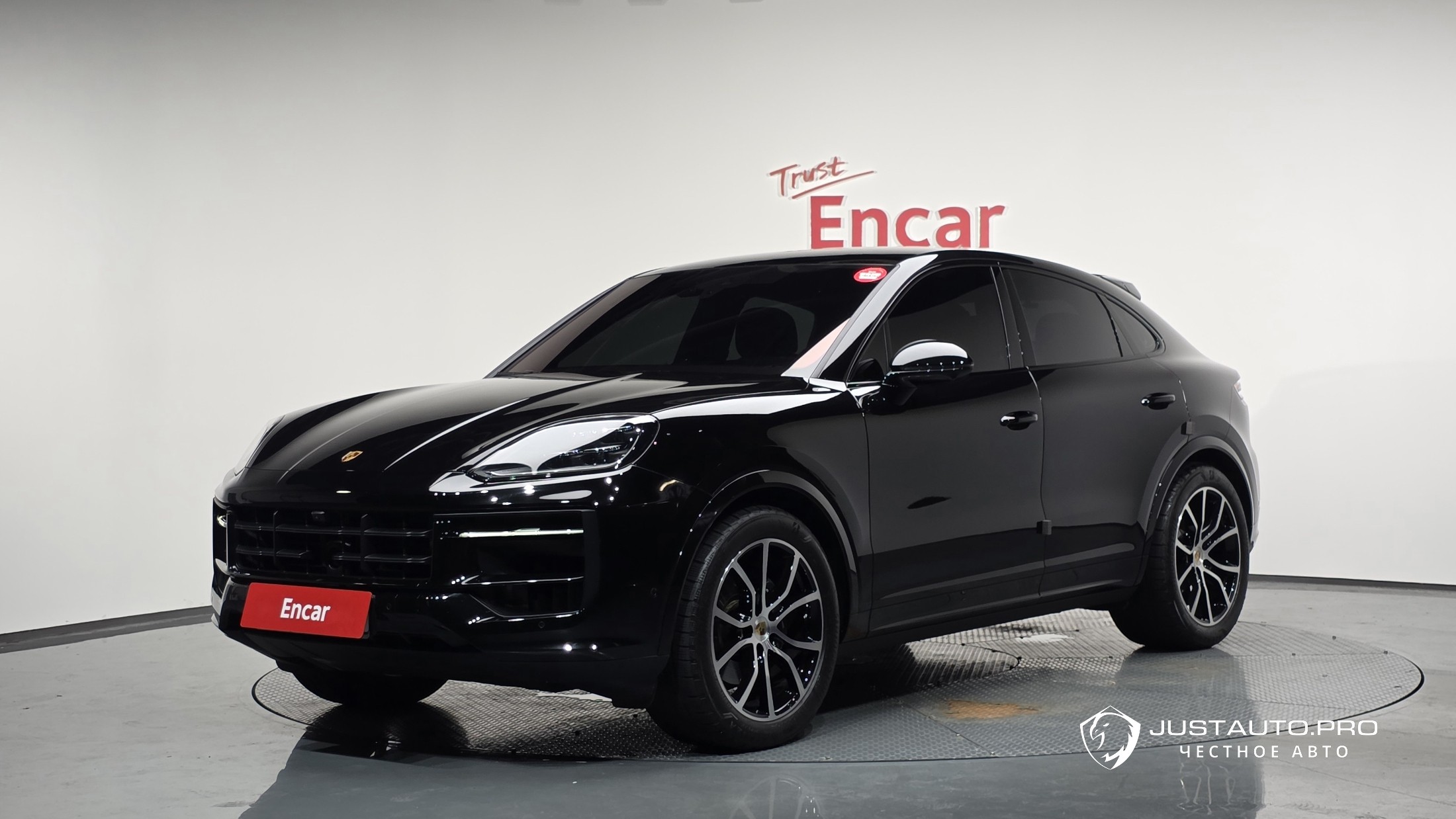 Автомобиль Porsche Cayenne