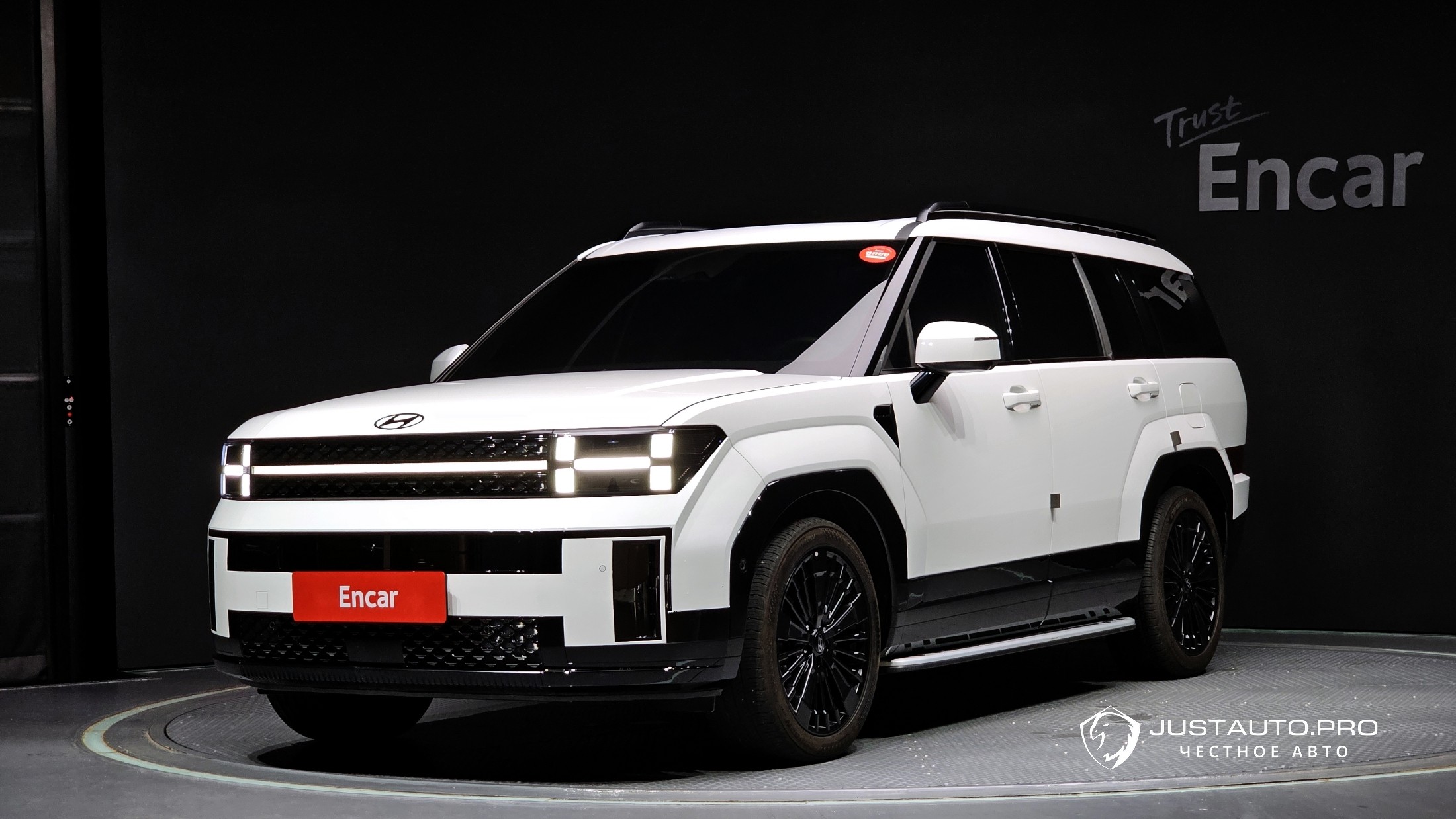 Автомобиль Hyundai Santafe