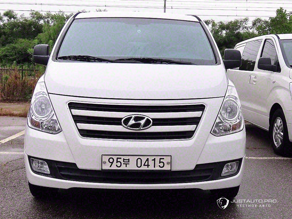 Автомобиль Hyundai Starex