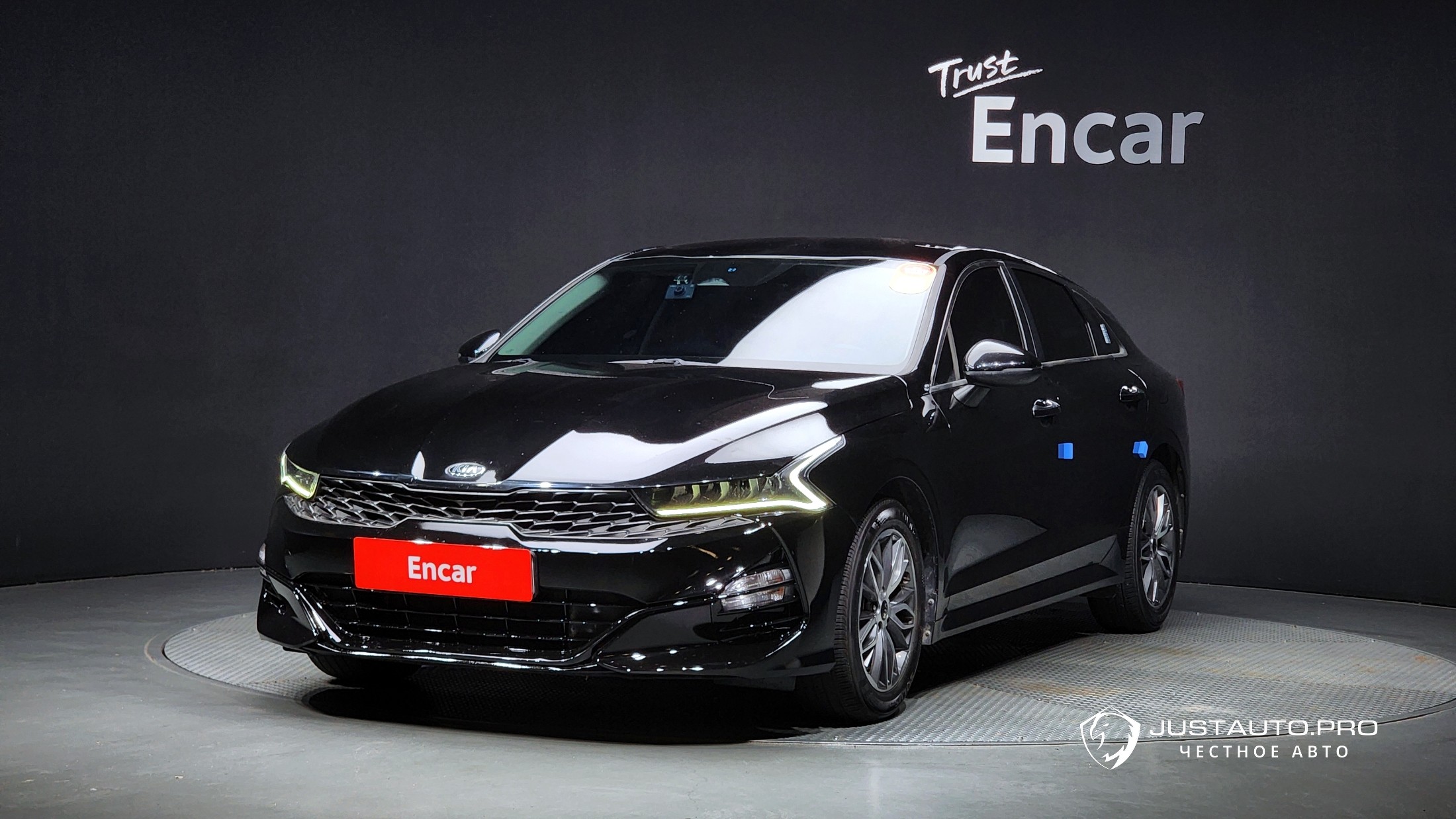 Автомобиль Kia K5
