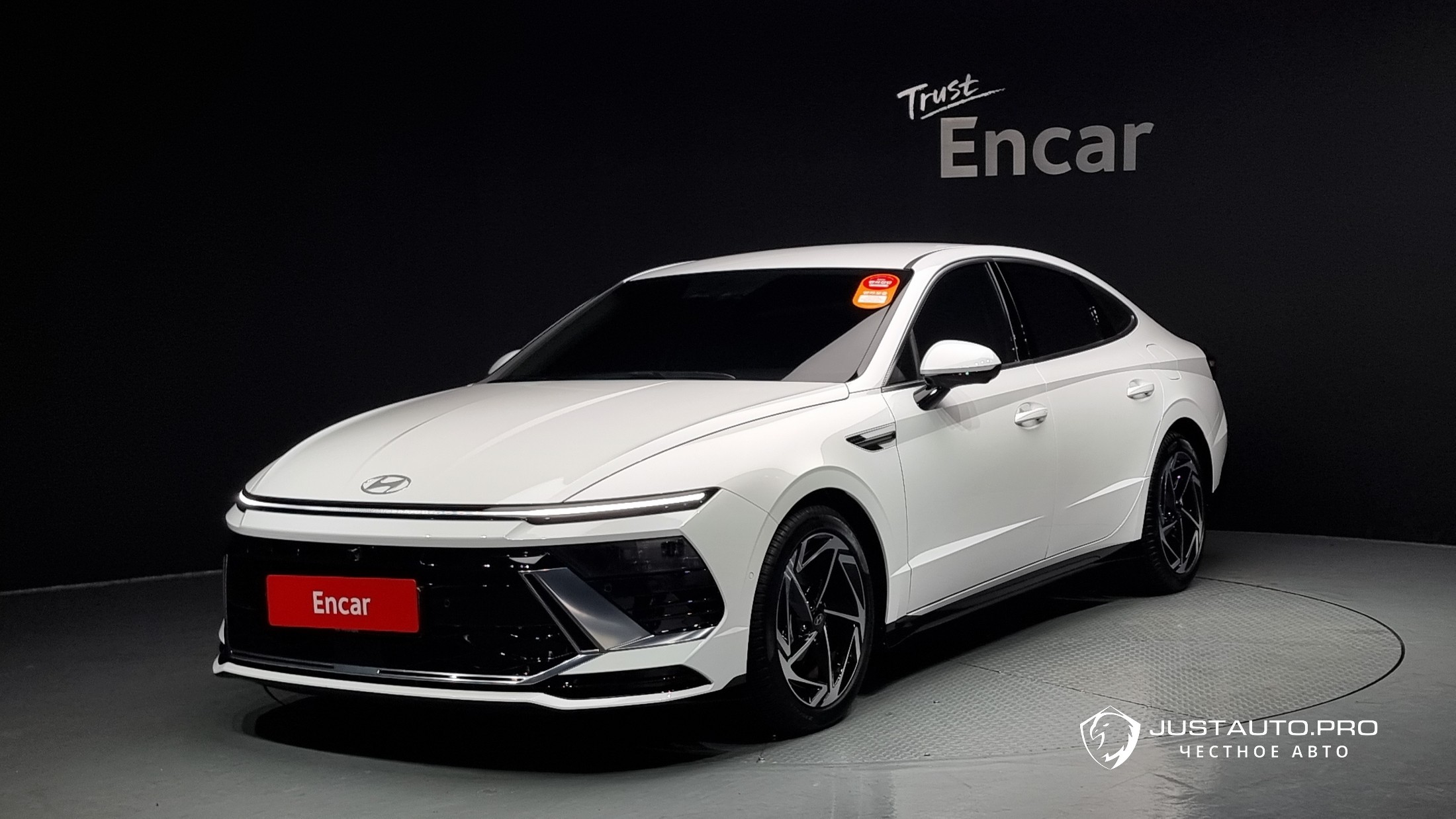 Автомобиль Hyundai Sonata