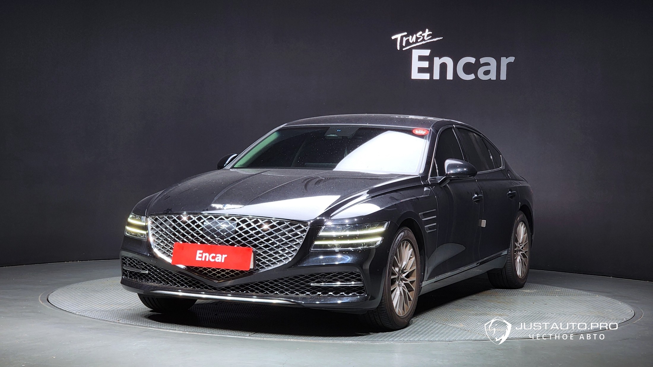 Автомобиль Genesis G80