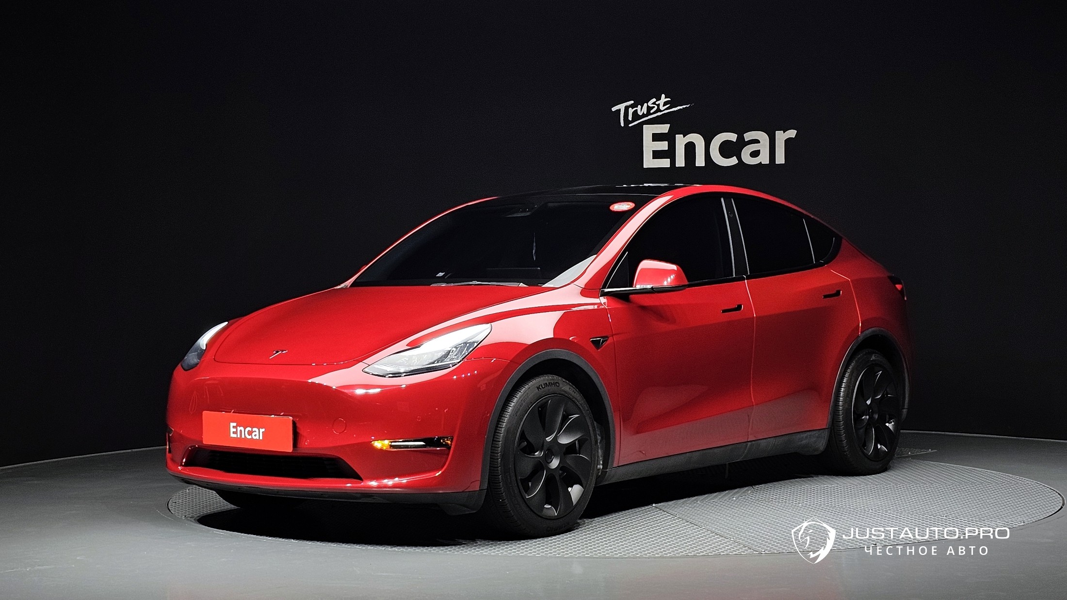 Автомобиль Tesla Model Y