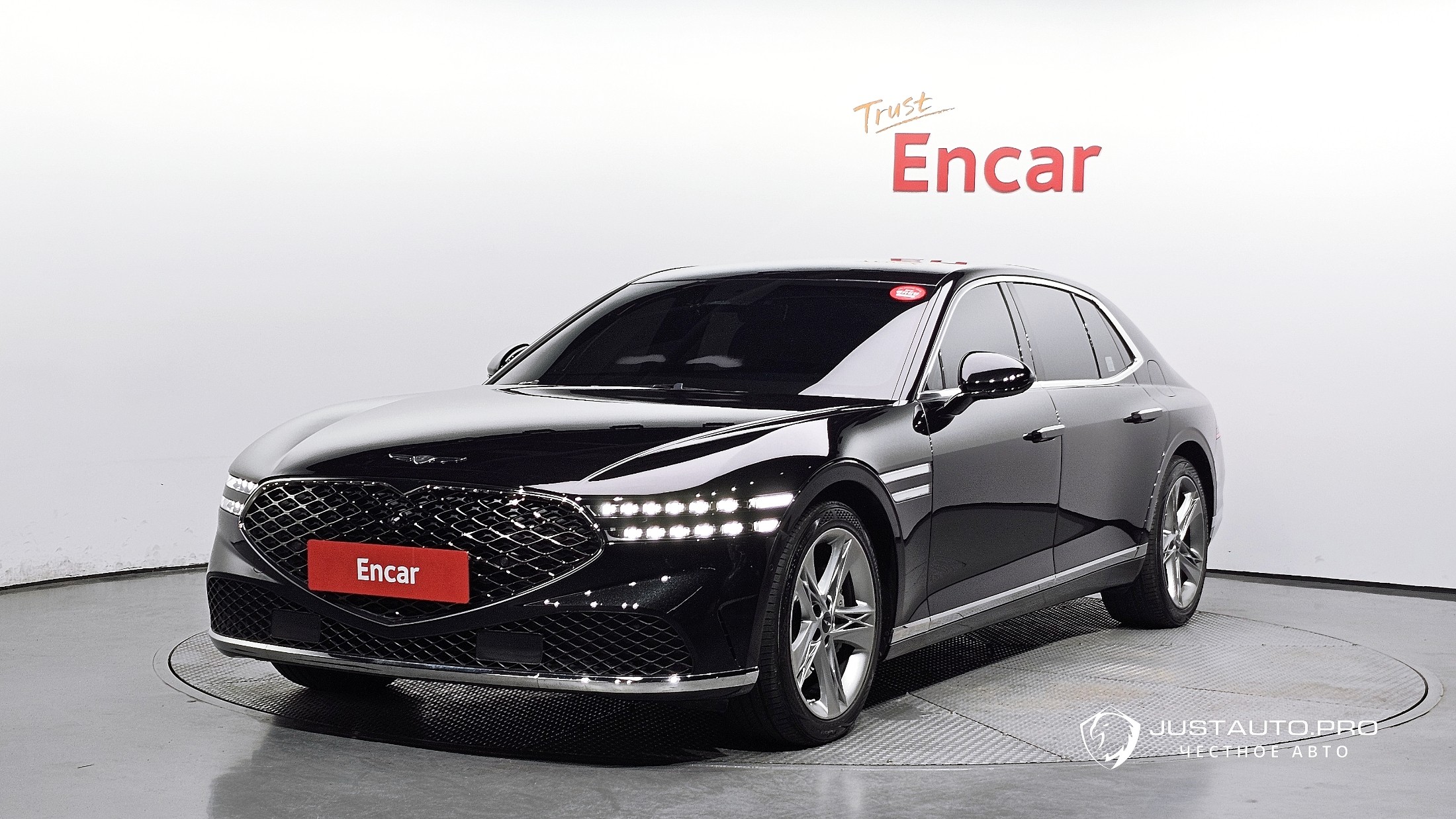 Автомобиль Genesis G90