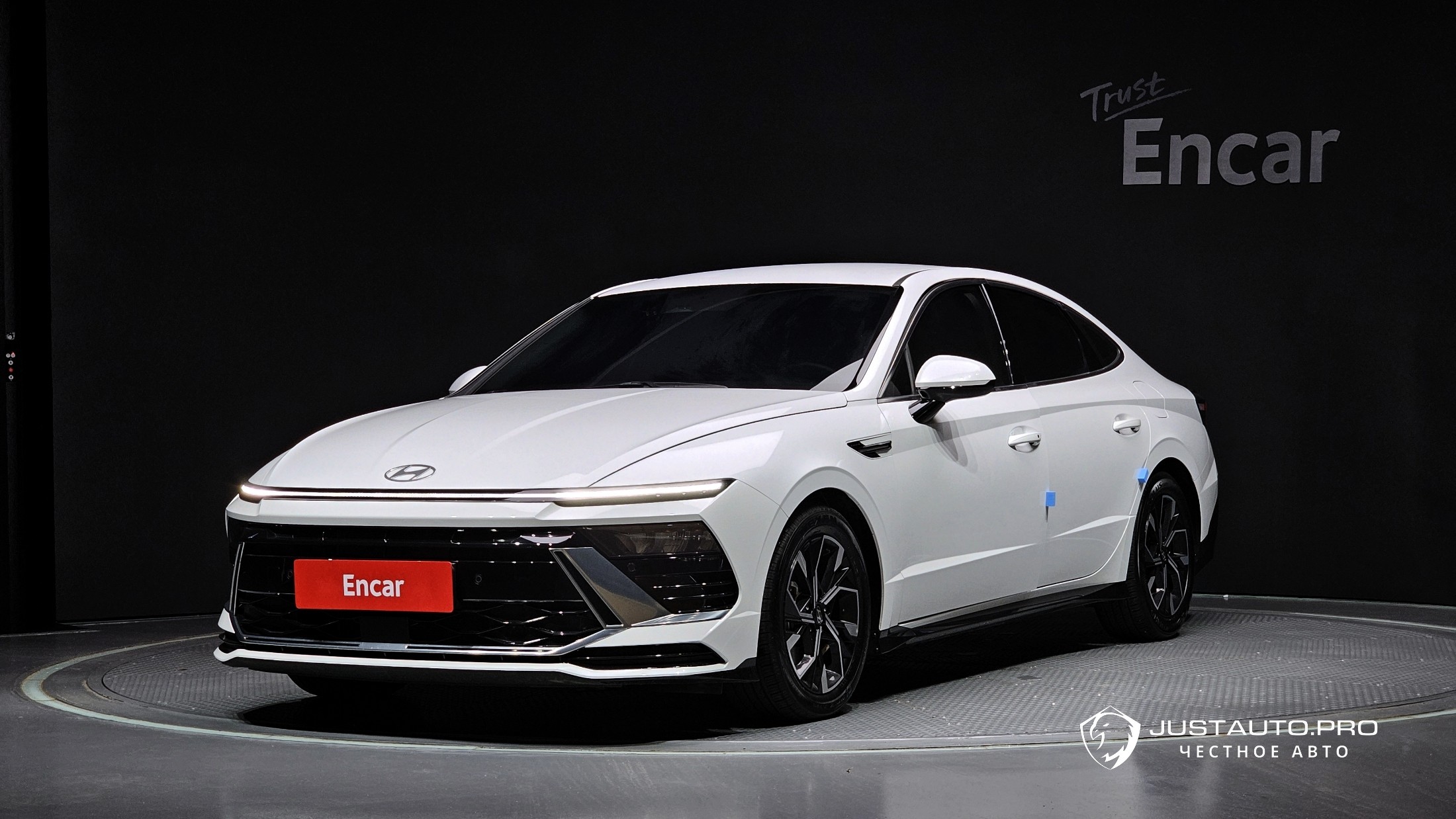 Автомобиль Hyundai Sonata