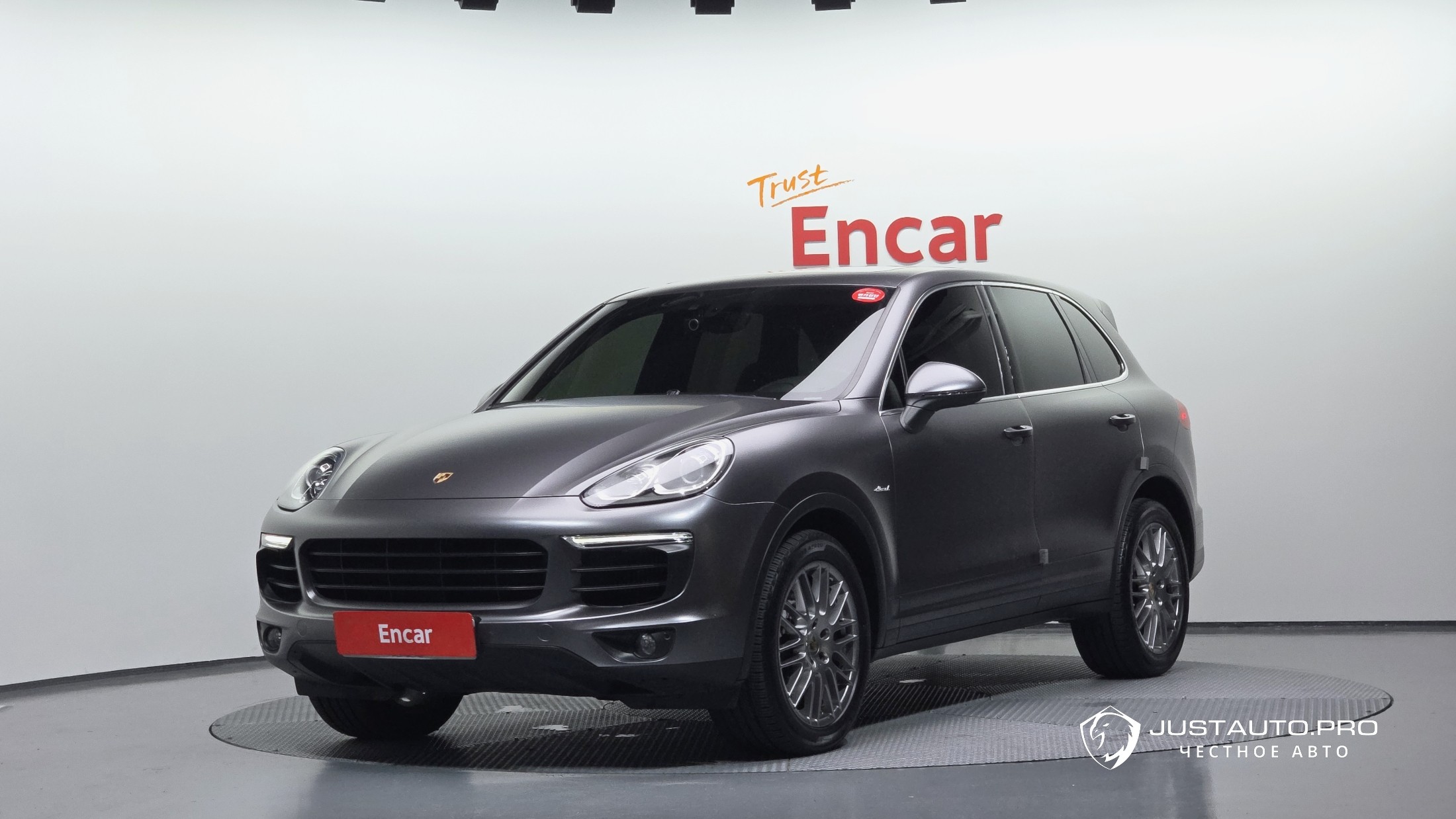 Автомобиль Porsche Cayenne