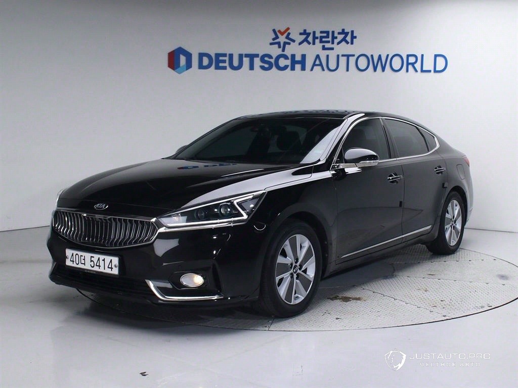 Автомобиль Kia K7