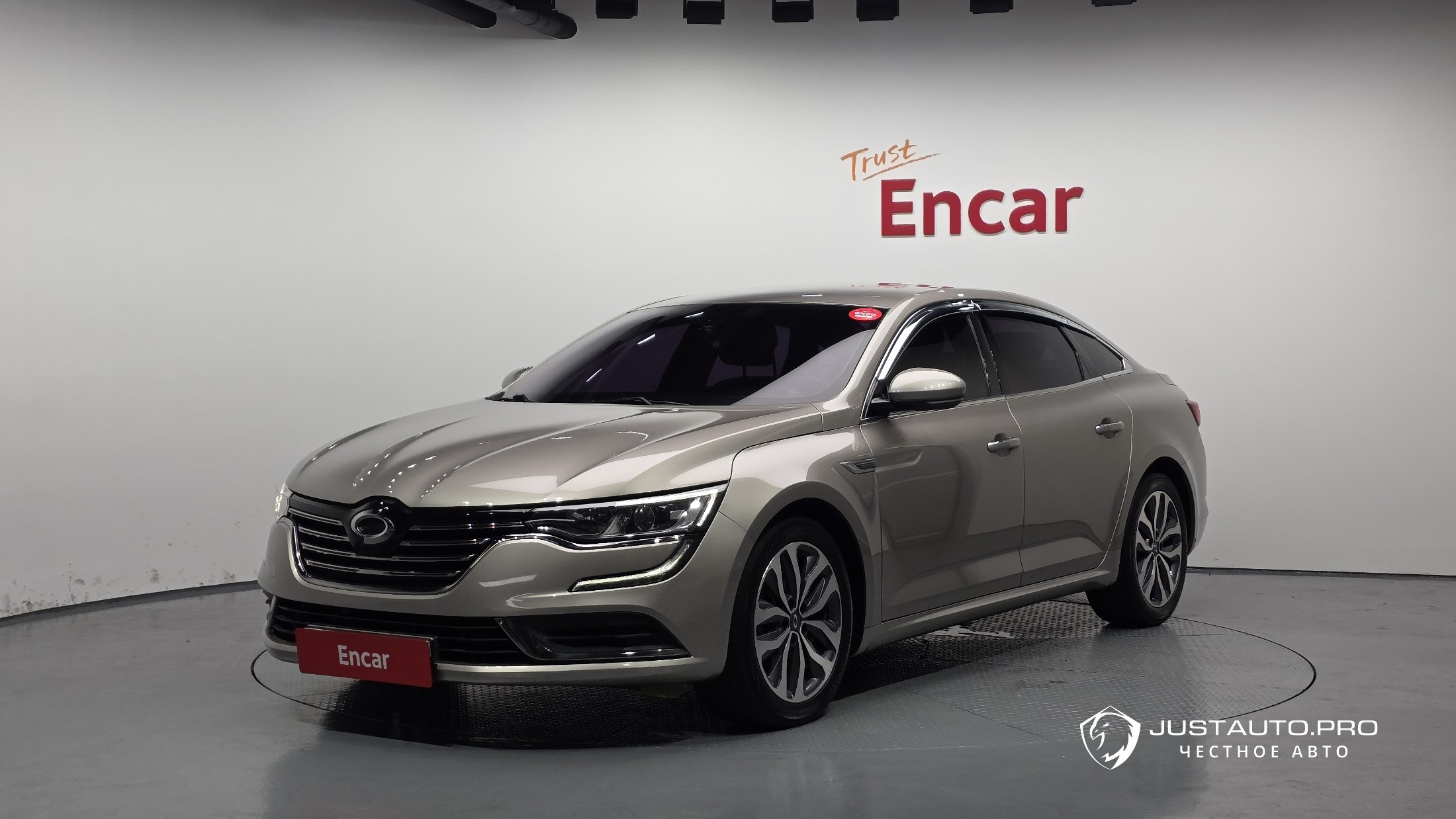 Автомобиль Renault-KoreaSamsung SM6