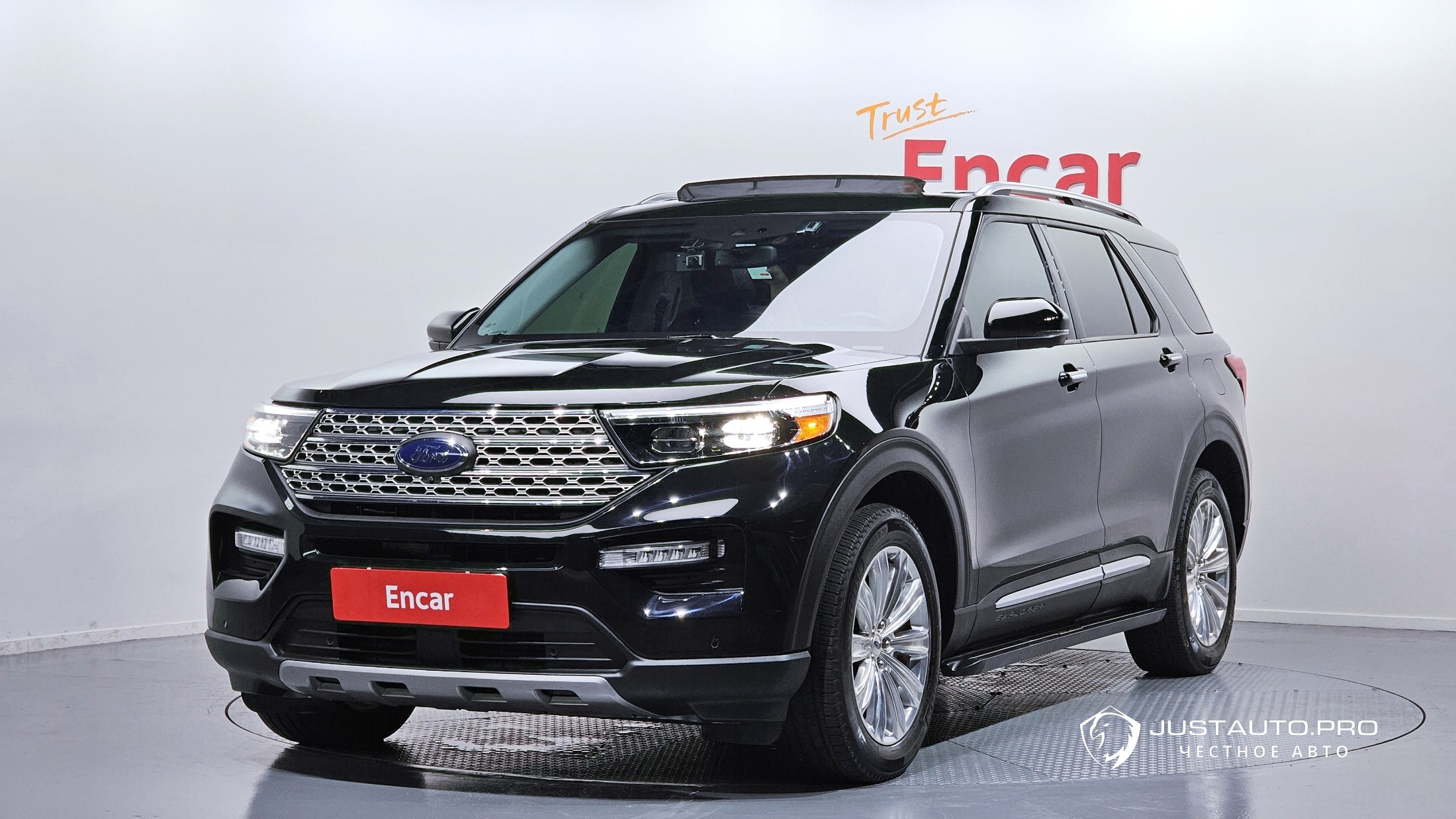 Автомобиль Ford Explorer