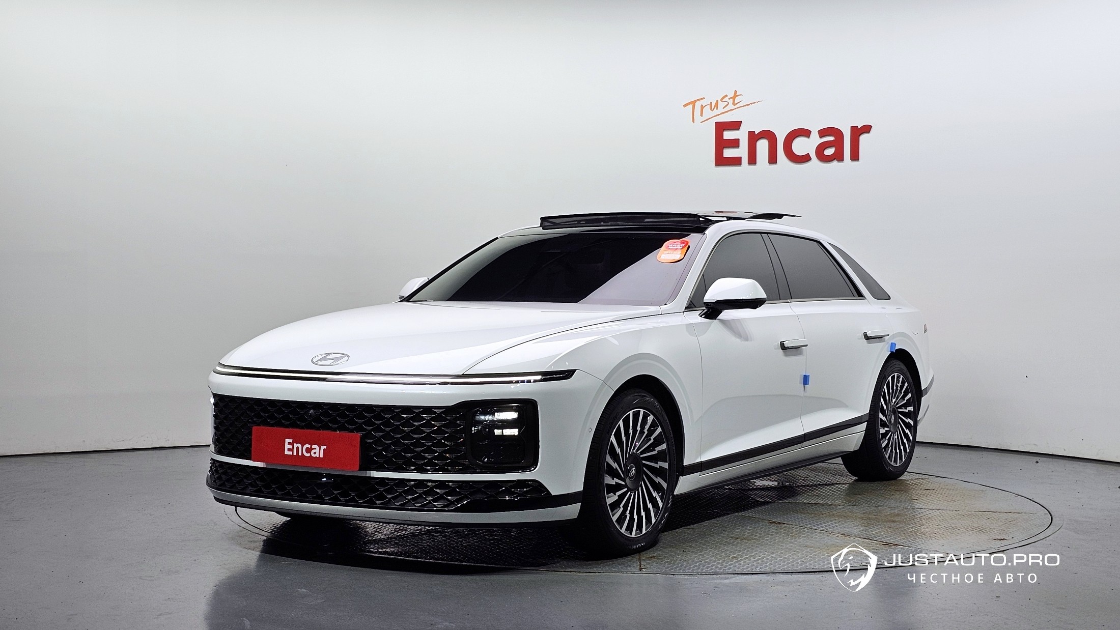 Автомобиль Hyundai Grandeur